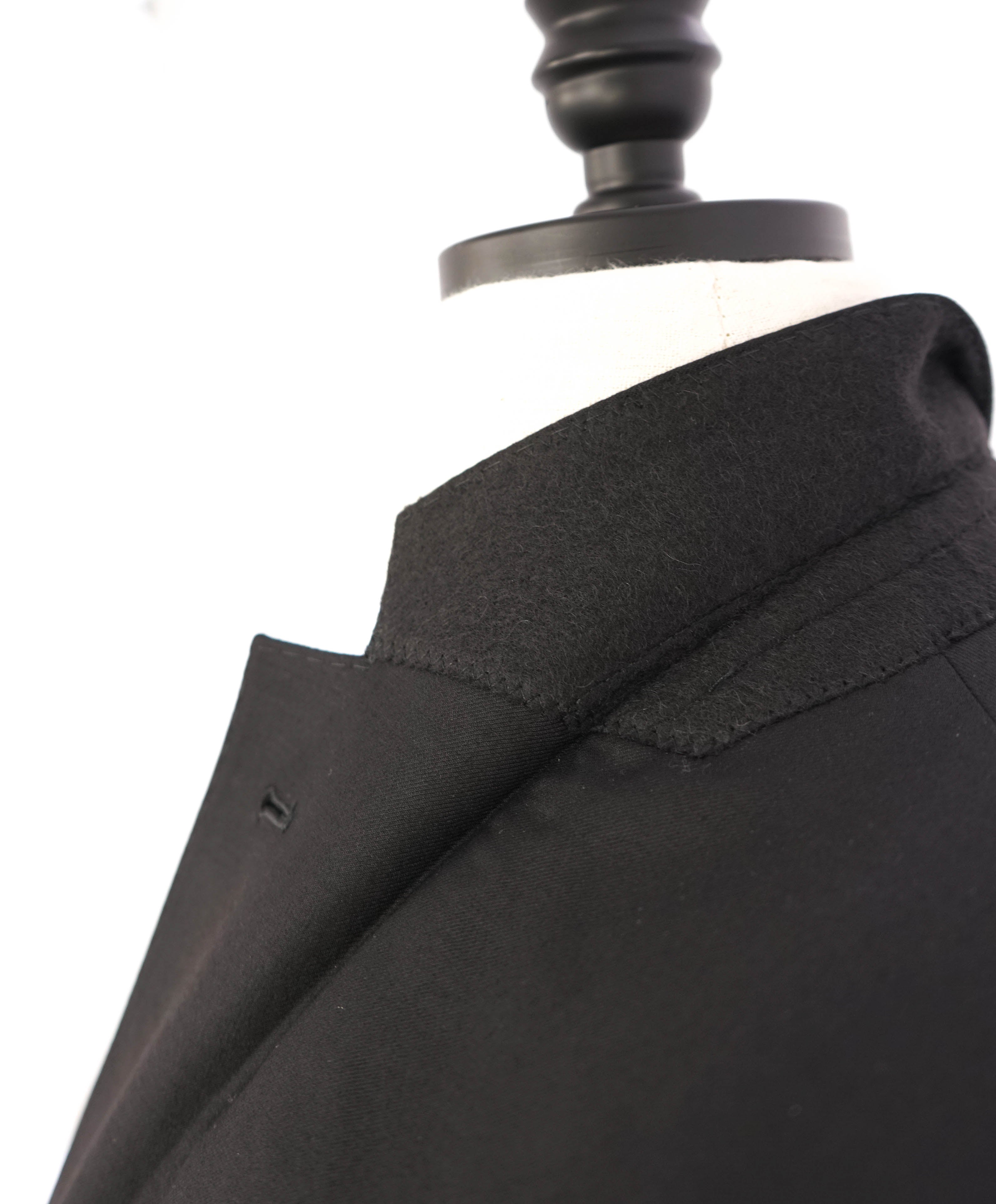 ARMANI COLLEZIONI -  "G Line" Modern Black Notch Lapel Suit - 40R