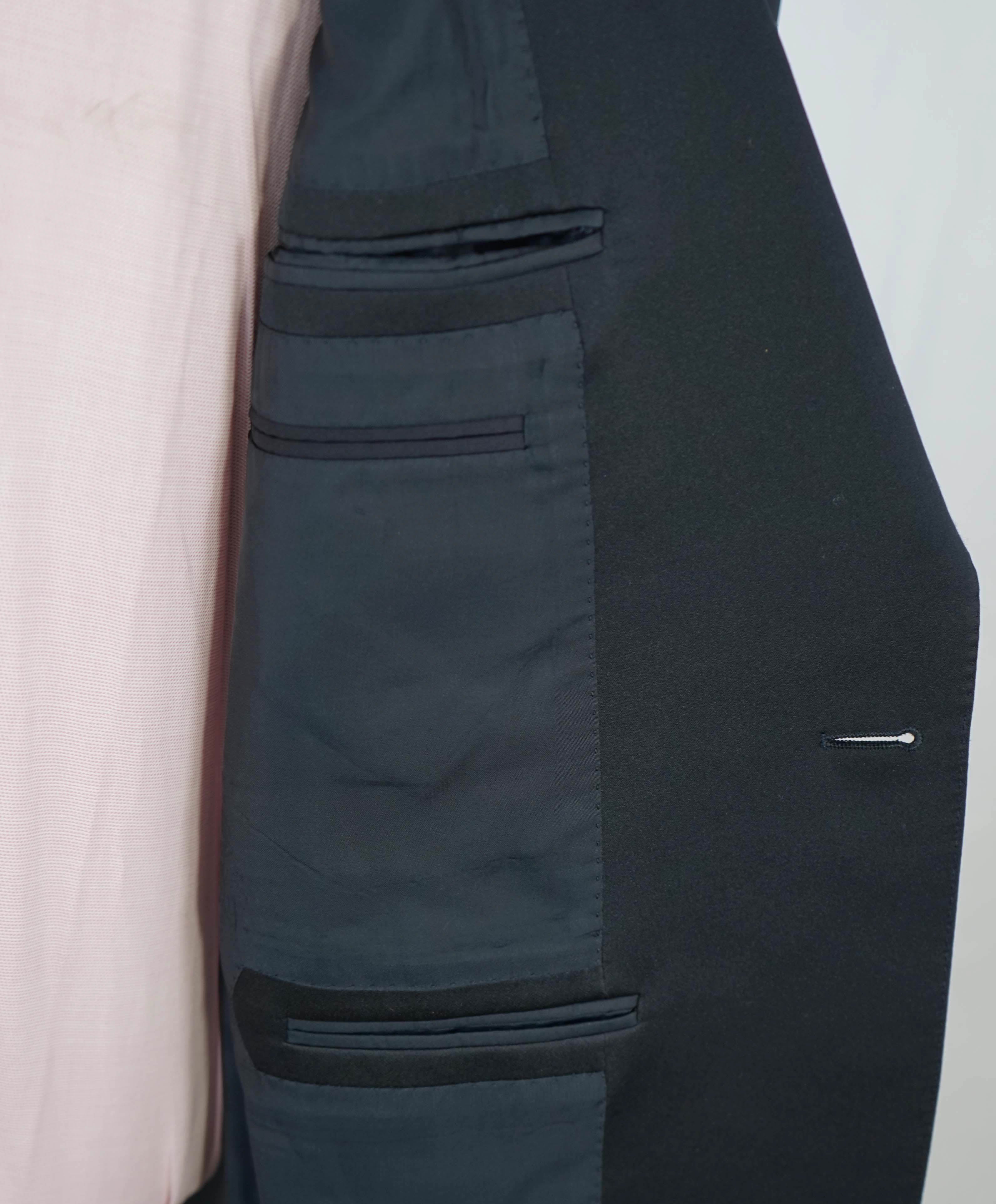 $5,995 ERMENEGILDO ZEGNA - "TROFEO 600" Wool/Silk Peak Lapel Navy Tuxedo - 44R