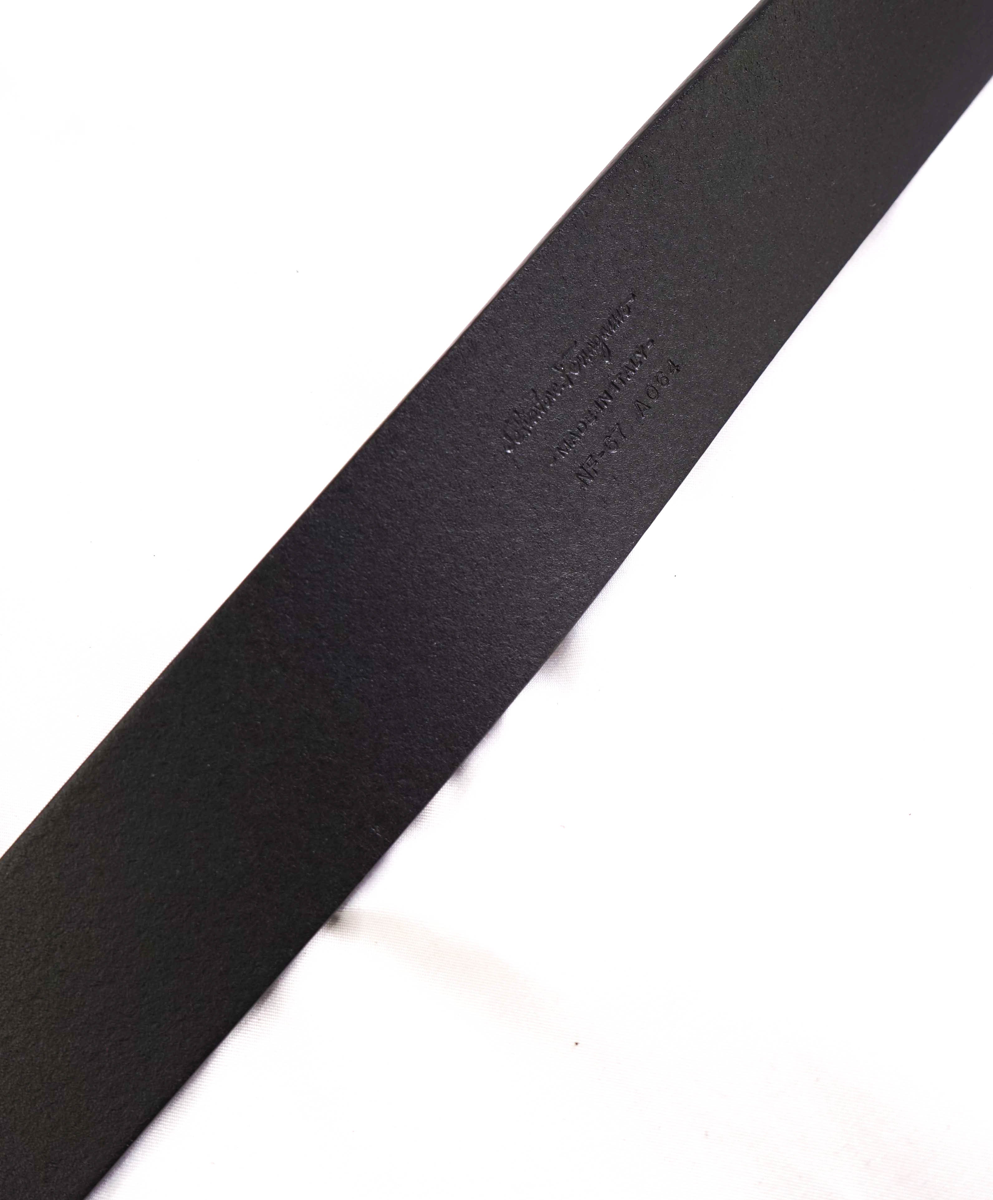 $530 SALVATORE FERRAGAMO - Black On Black Gancio Gancini Leather Belt - 38W