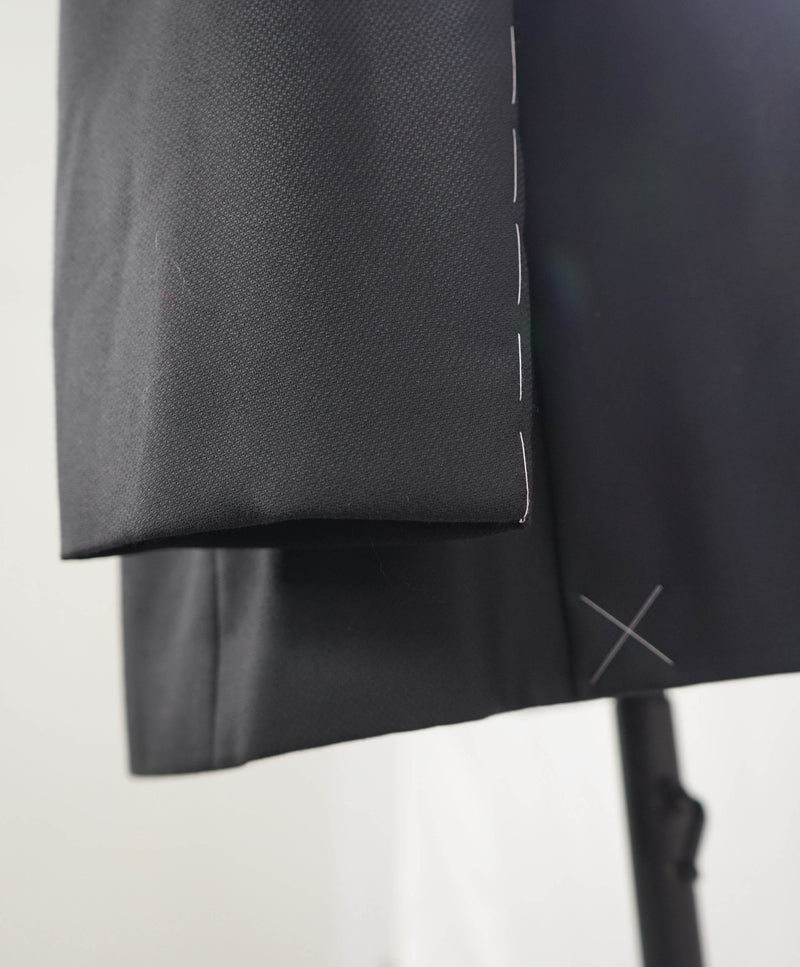 GIORGIO ARMANI - “SU MISURA” Super 150's Textured Black Blazer - 40R