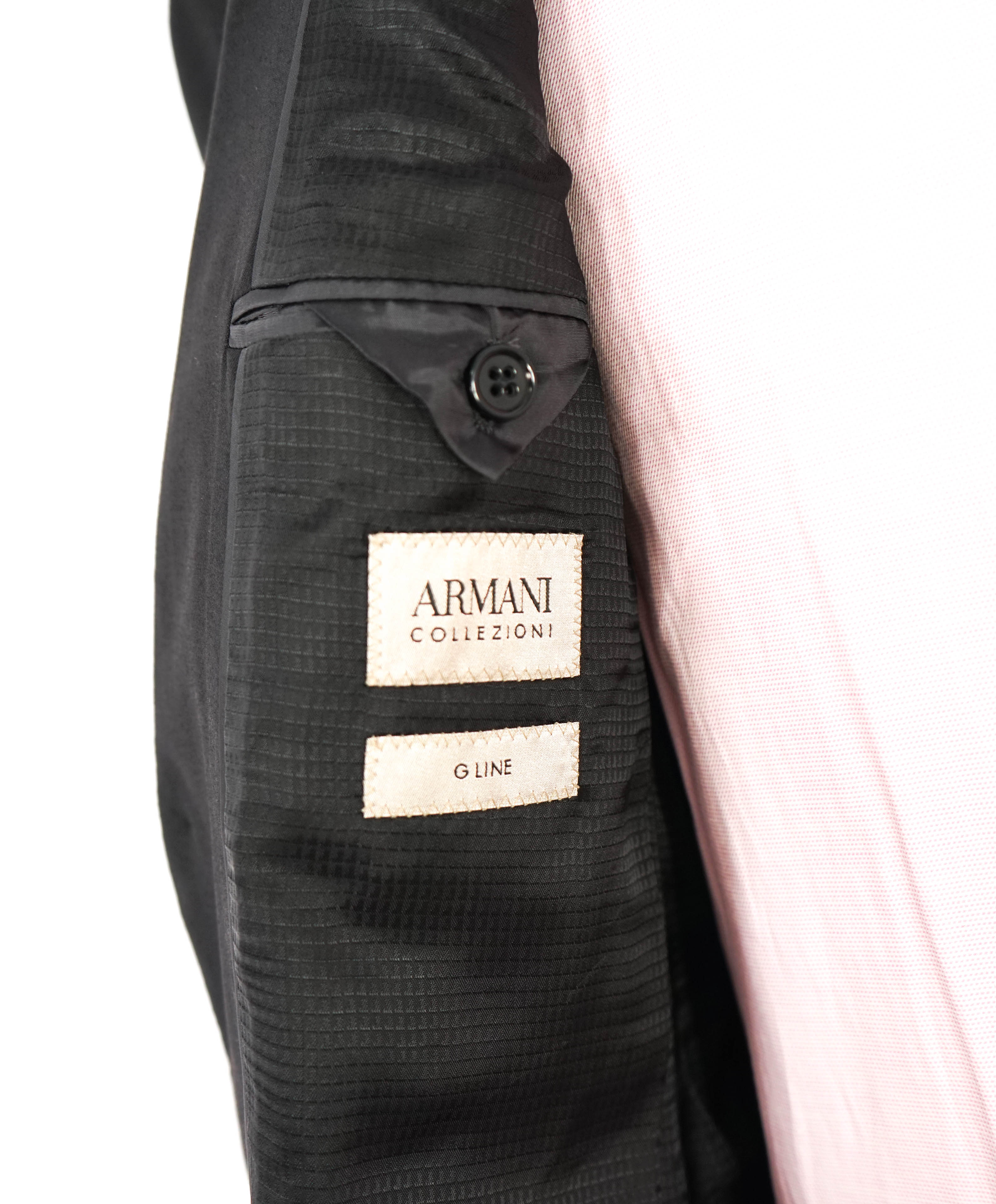 ARMANI COLLEZIONI -  "G Line" Modern Solid Black Notch Lapel Suit - 40R