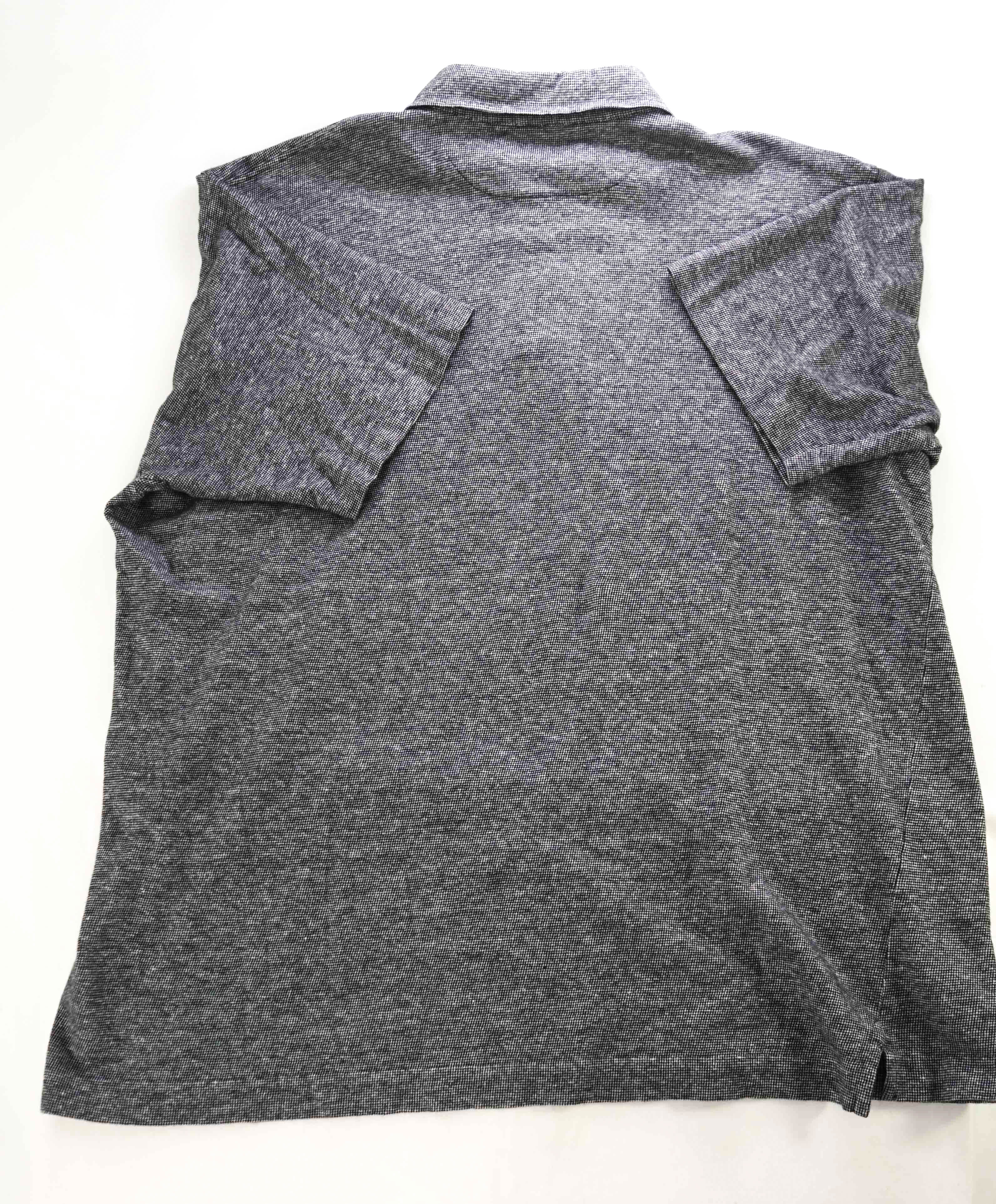 $500 ERMENEGILDO ZEGNA - Black n' White Short Sleeve Polo Shirt - N/A