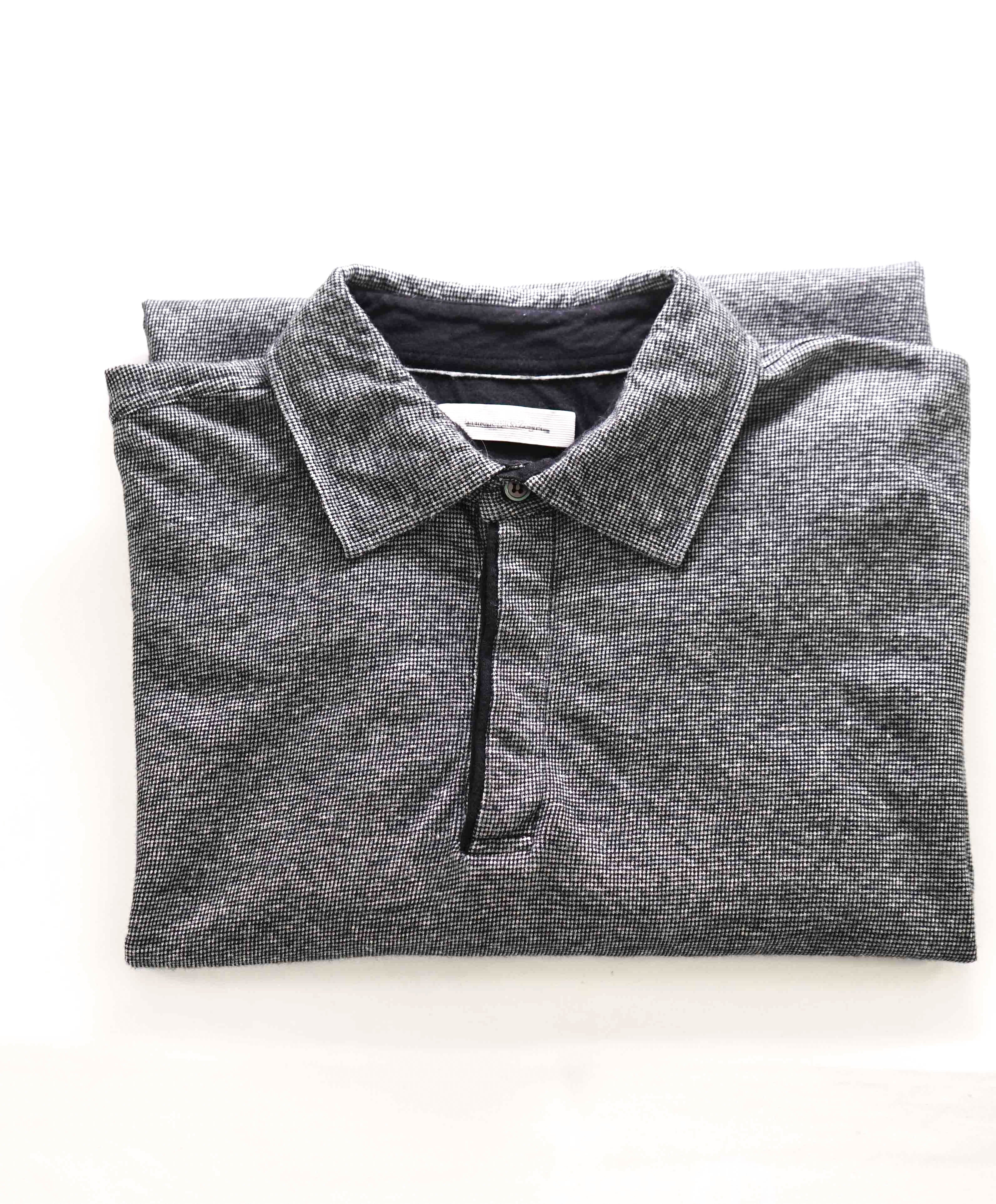 $500 ERMENEGILDO ZEGNA - Black n' White Short Sleeve Polo Shirt - N/A