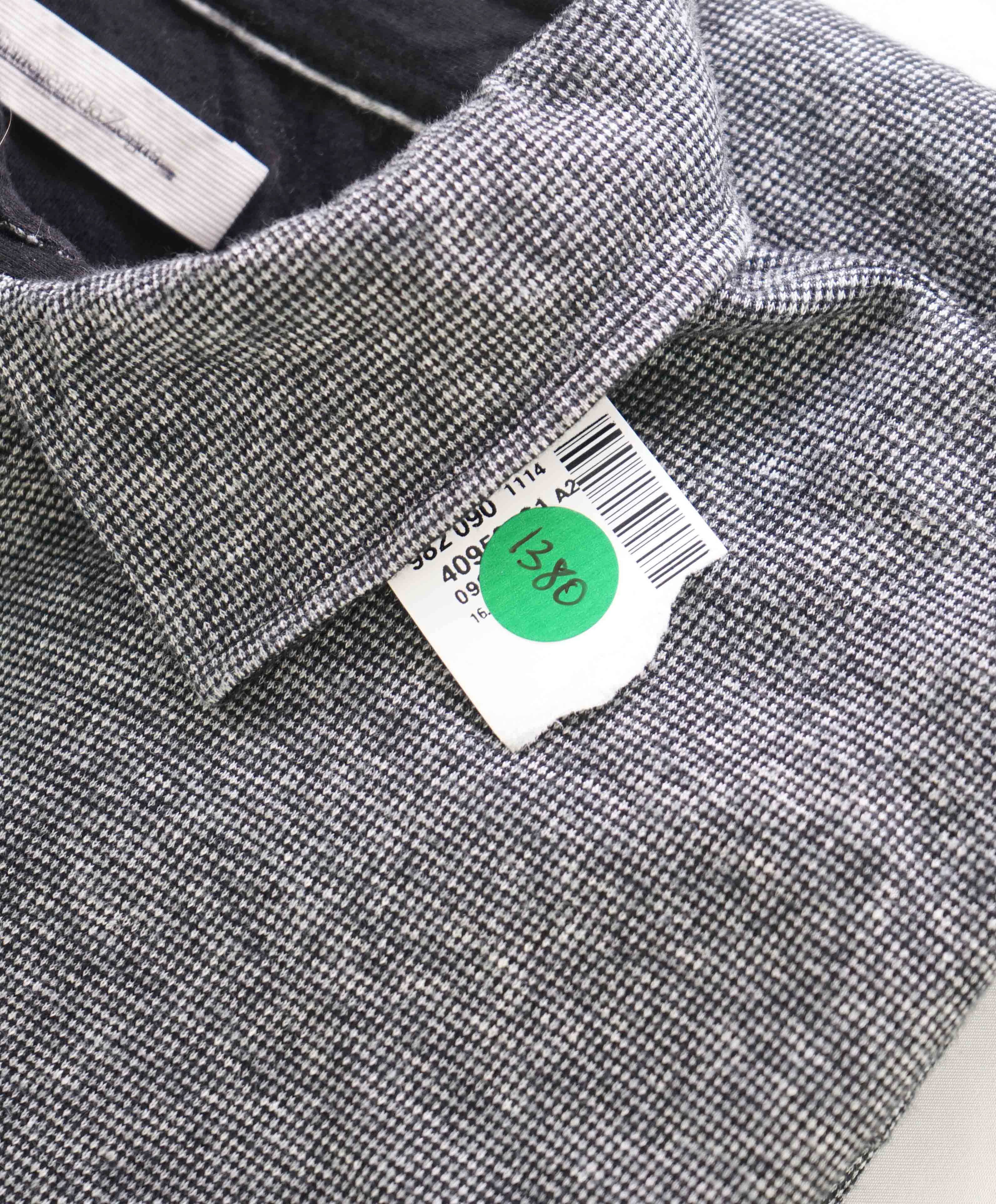$500 ERMENEGILDO ZEGNA - Black n' White Short Sleeve Polo Shirt - N/A