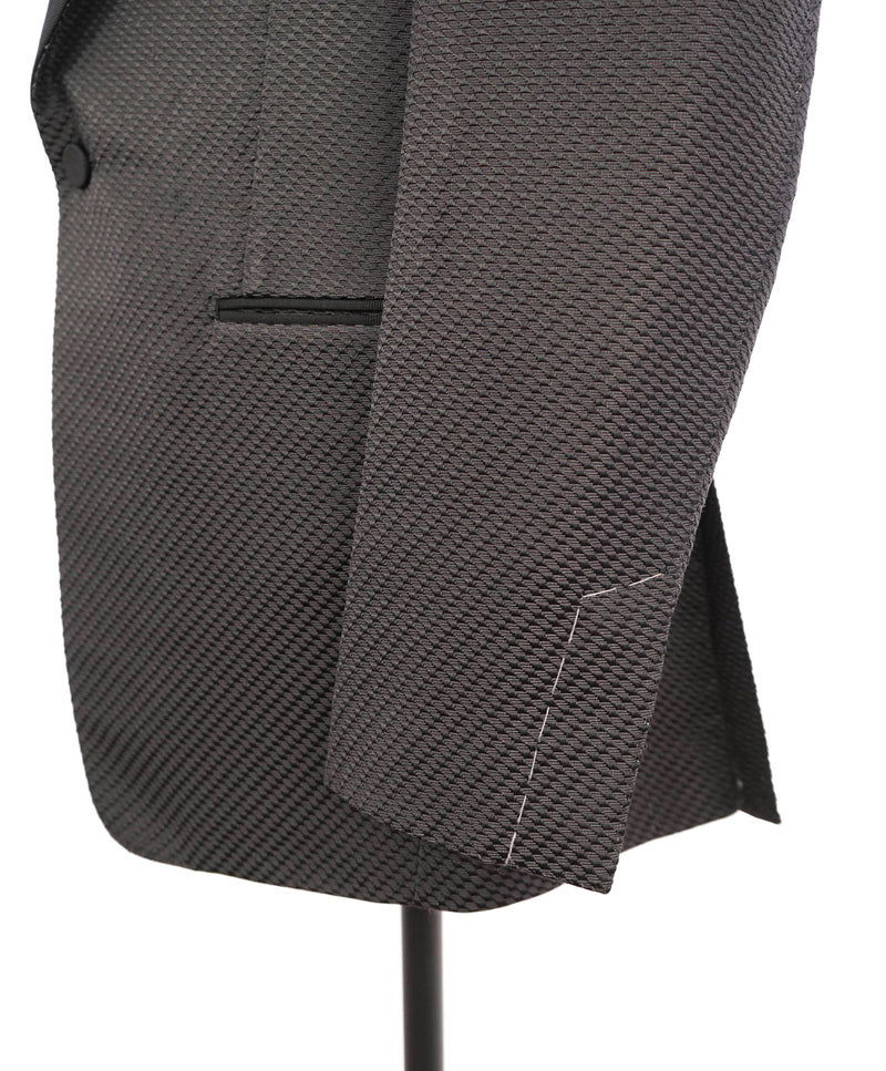 $6,250 TOM FORD - SHAWL COLLAR Geometric Black on Black Dinner Jacket 1-Piece - 38R