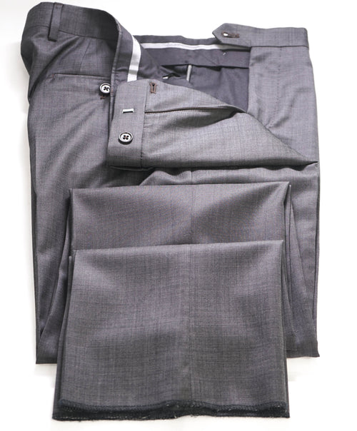 GIORGIO ARMANI - Gray Textured Pindot Flat Front Dress Pants - 32W (48EU)