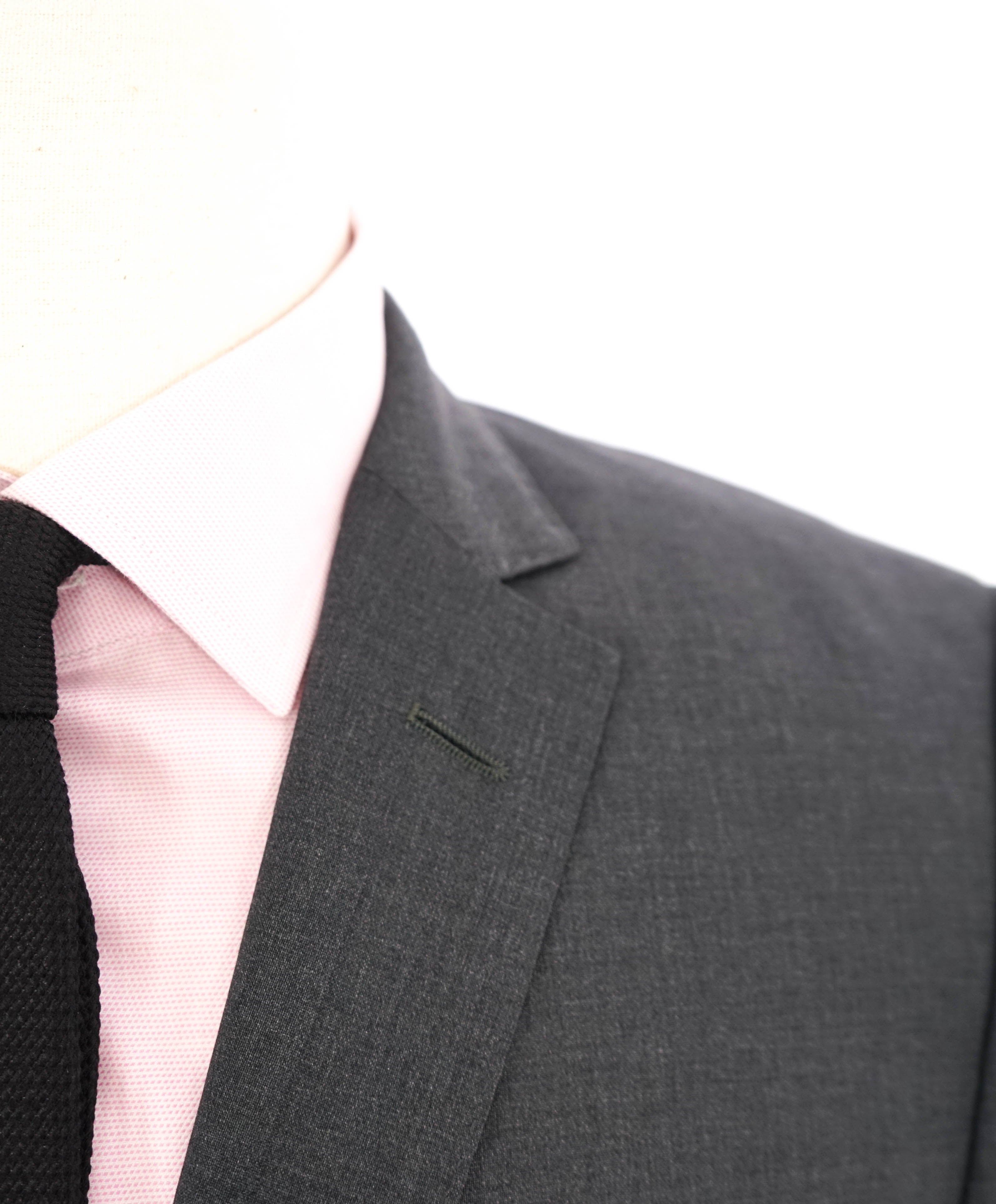 $1,295 HUGO BOSS - CLOSET STAPLE Gray Notch Lapel Suit - 40L