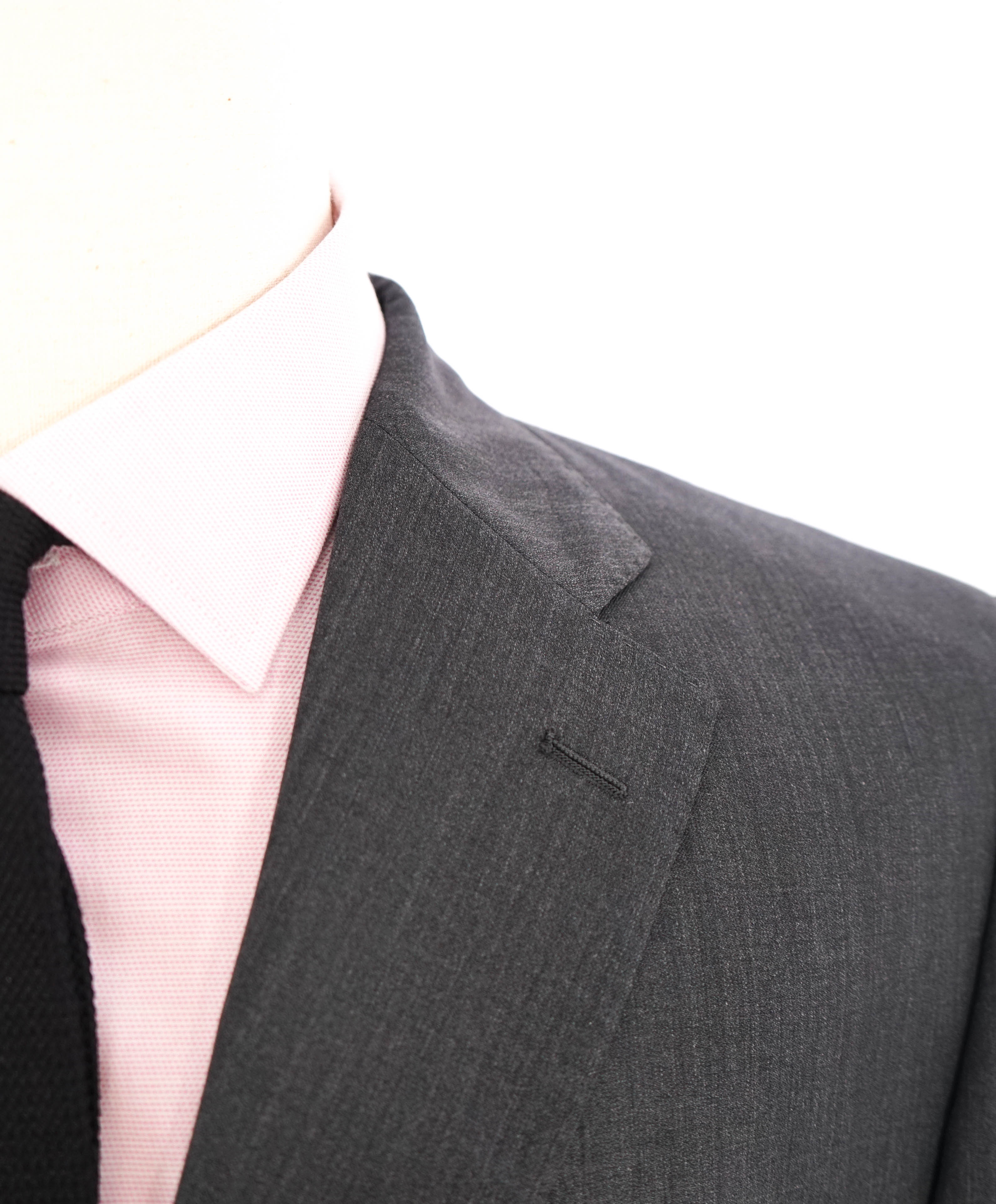 ERMENEGILDO ZEGNA - "TAILORED FIT" SAKS FIFTH AVENUE *SILK* Gray Suit - 44S