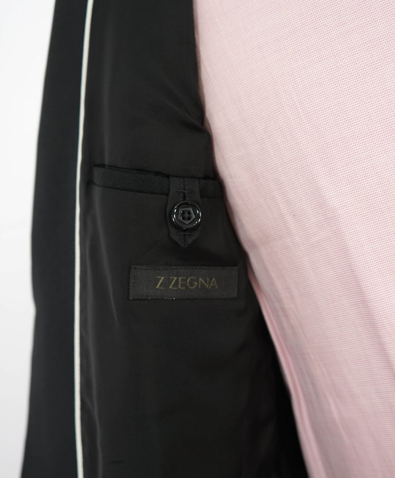 Z ZEGNA - Black Textured Fabric W Silk Lapel Drop 8 Wool Tuxedo Suit - 36R