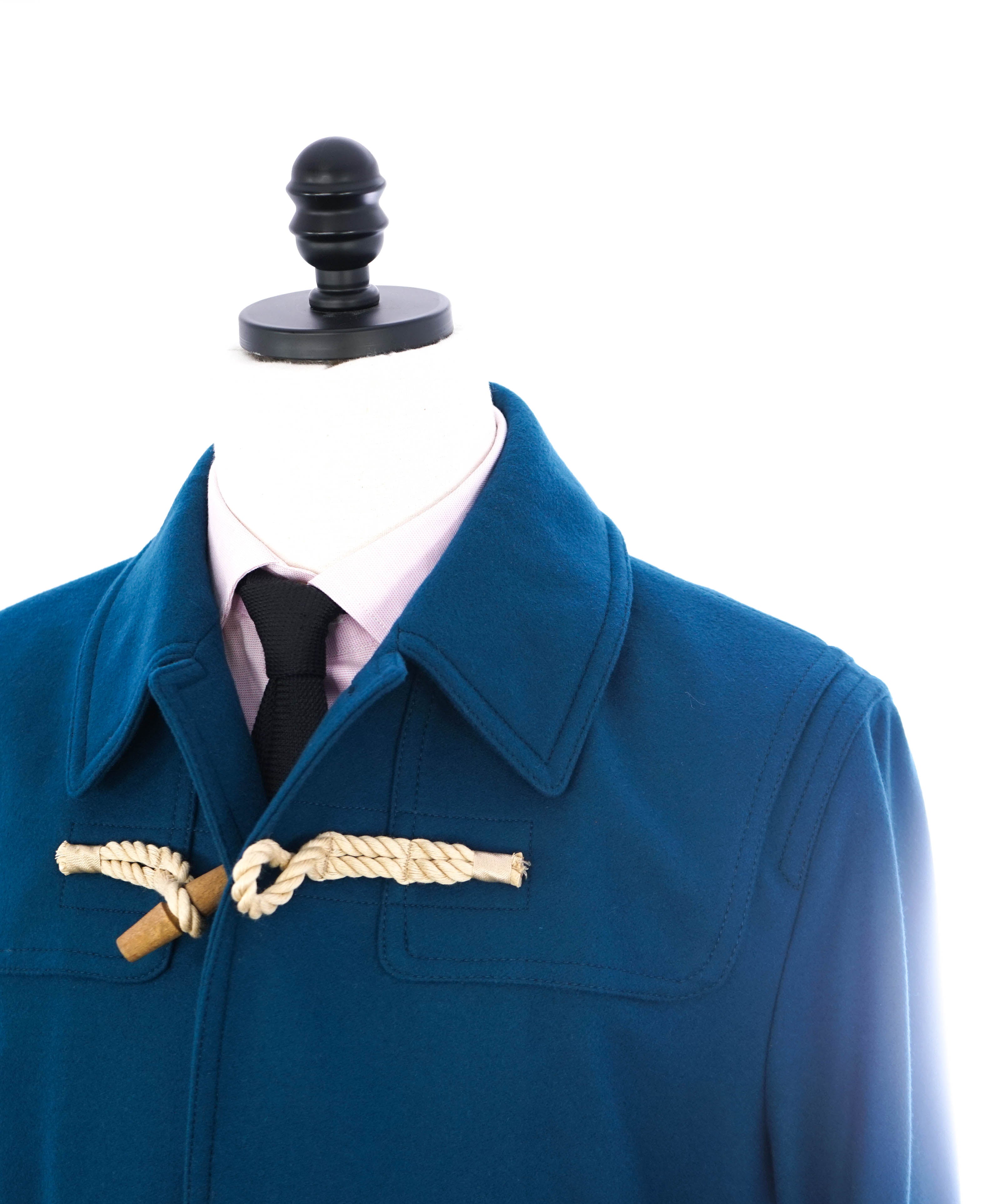 BURBERRY - CASHMERE/WOOL Blend Engraved Toggle Blue Coat - M