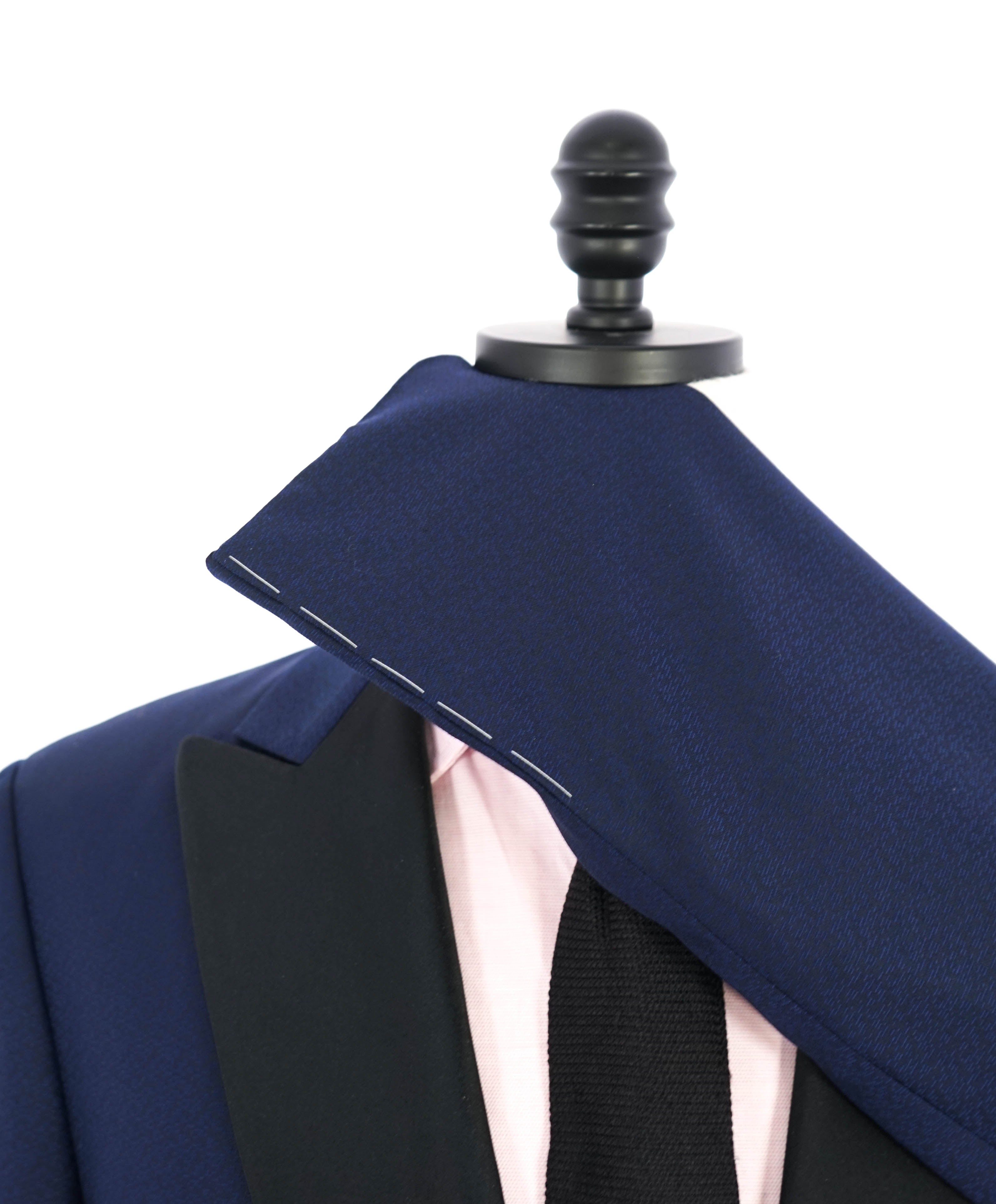 $3,995 GIORGIO ARMANI - "SOFT" Blue SILK LINED Peak Lapel Tuxedo - 42R