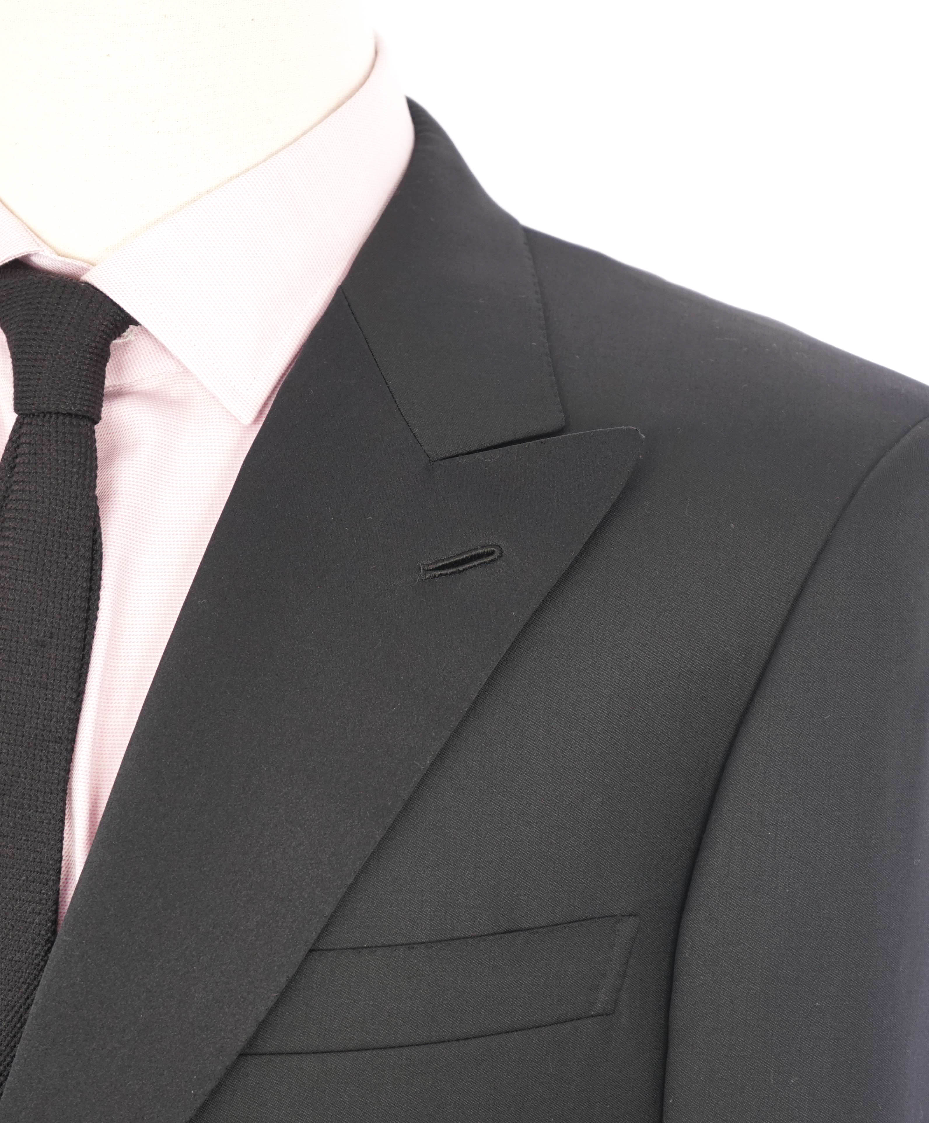 $5,995 BRIONI - *CELEB FAV* Hand Made In ITALY Black Peak Tuxedo Dinner JACKET - 42R