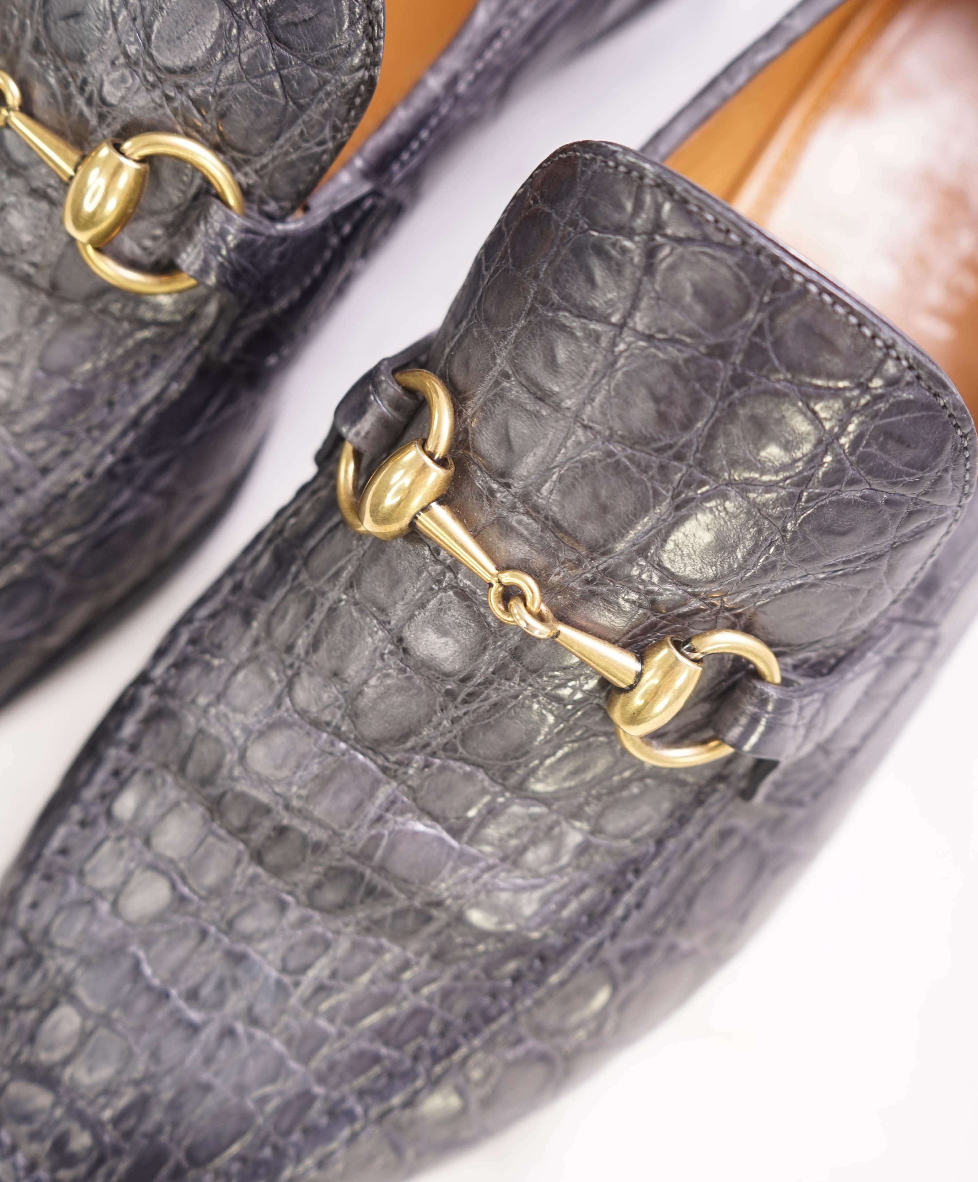 $4,100 GUCCI - "JORDAAN" Gray/Gold *CROCODILE* Horsebit Leather Loafers - 8.5US (8G)