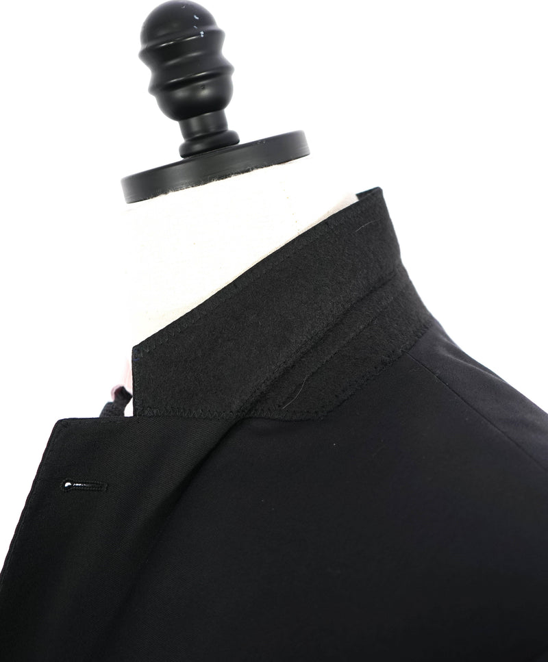 $1,995 EMPORIO ARMANI -Super 130's  “G LINE” Black 2-Btn Solid Suit - 46R