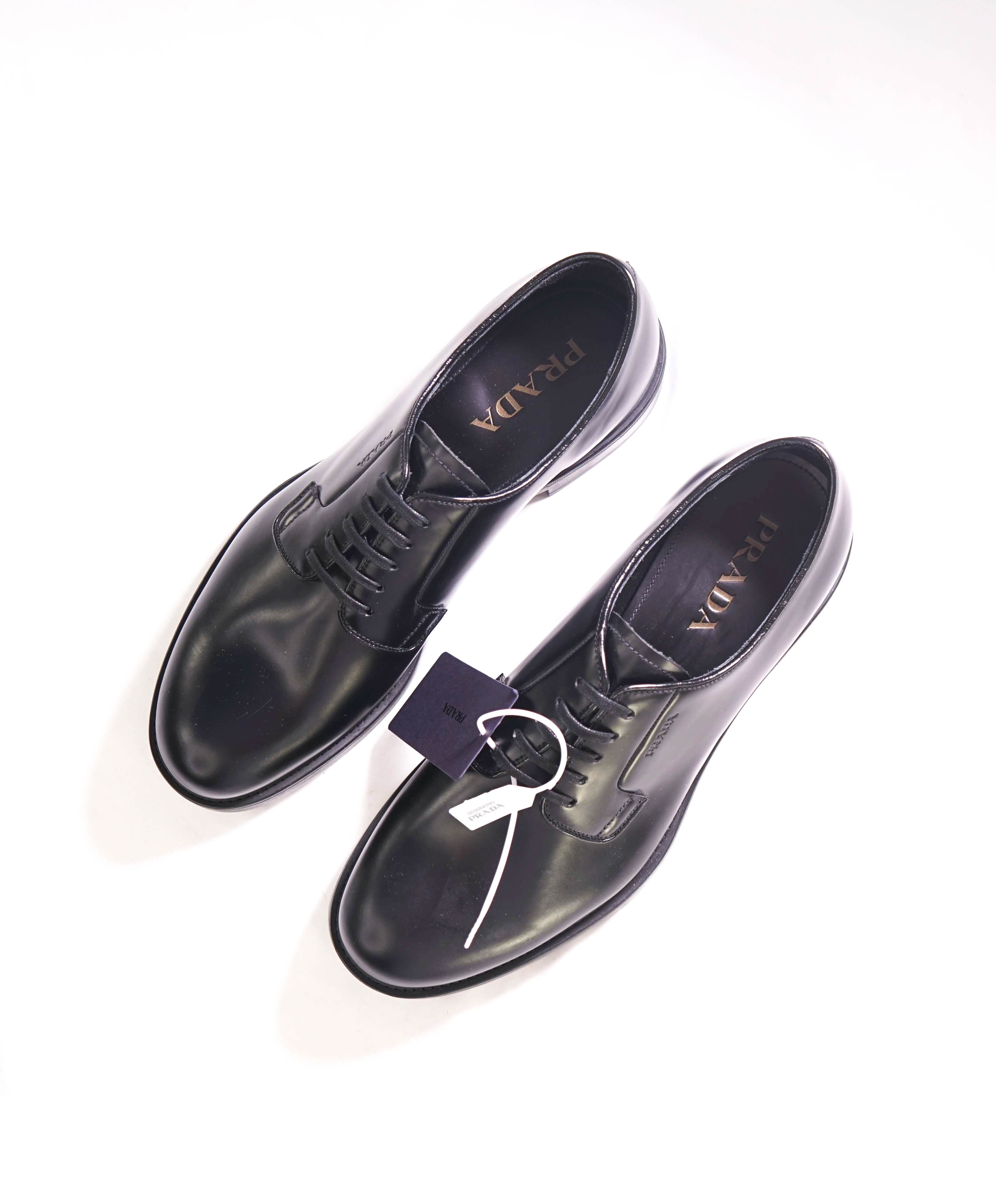 $1,150 PRADA - Black Brushed Leather Derby Lace-Ups - 9 US (8 Prada)