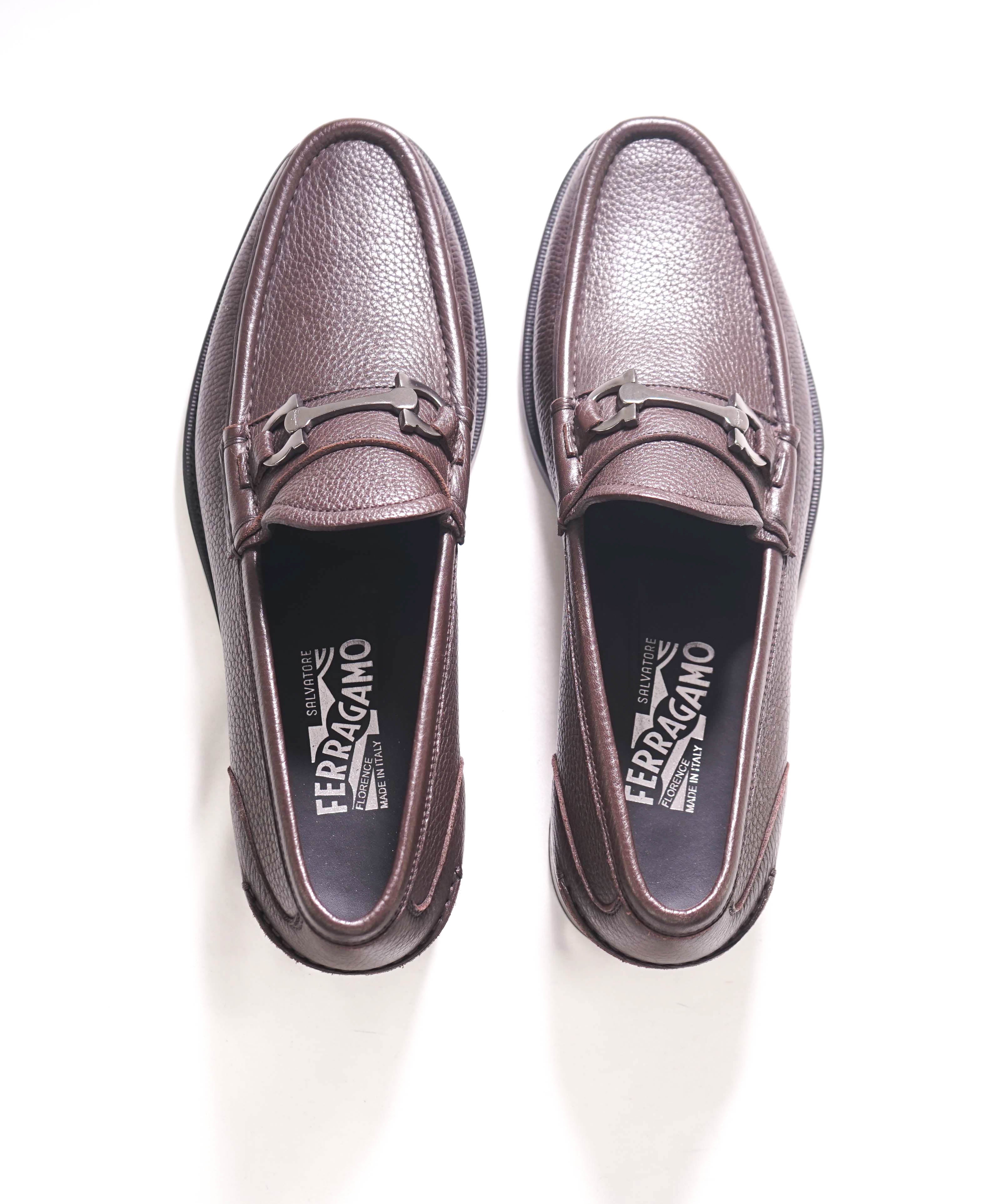 $850 SALVATORE FERRAGAMO - “BOLD" Gancini Bit Loafer Brown Leather - 9.5 D
