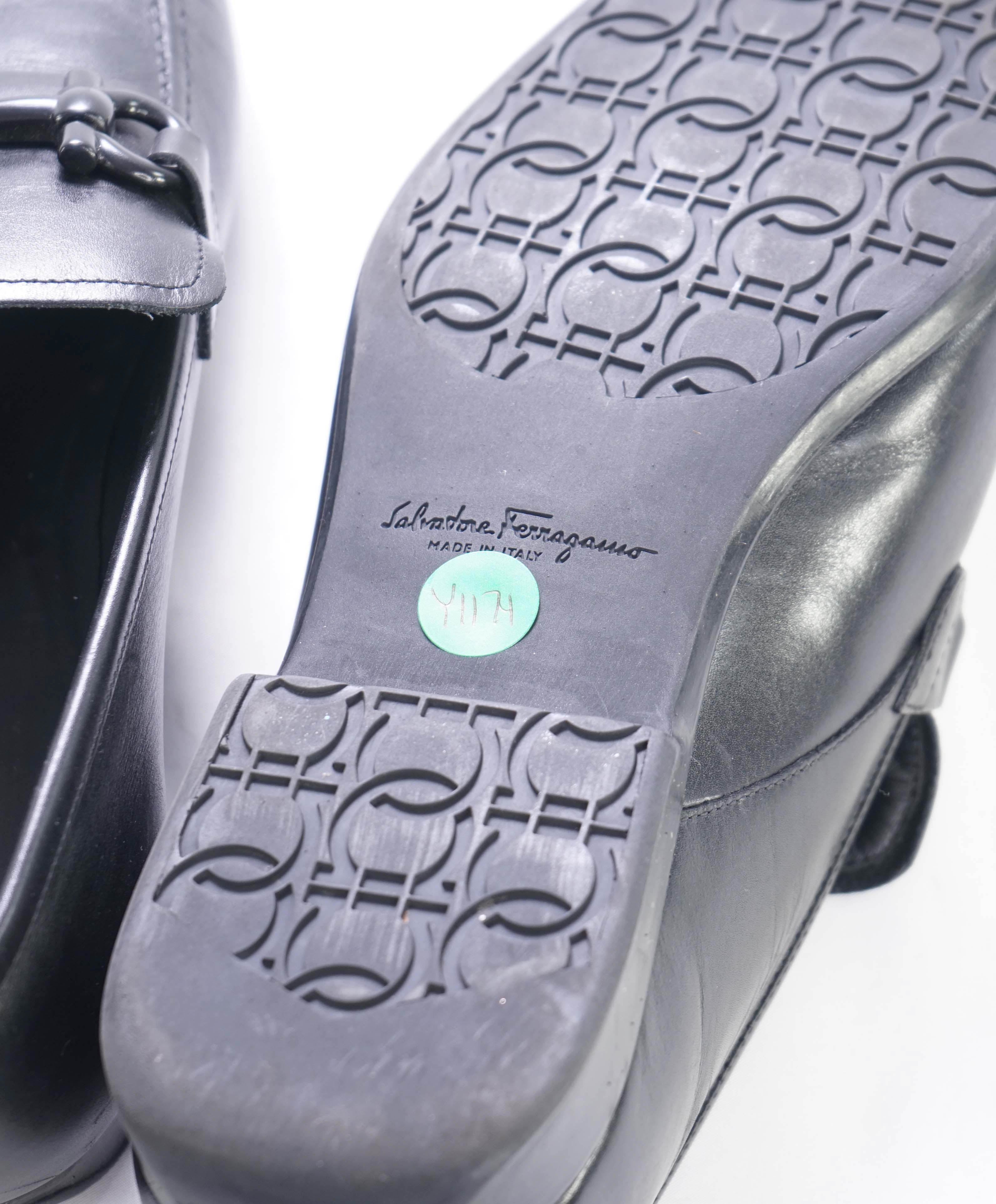 $700 SALVATORE FERRAGAMO -  Black On Black Gancini Leather Loafer- 11 EE