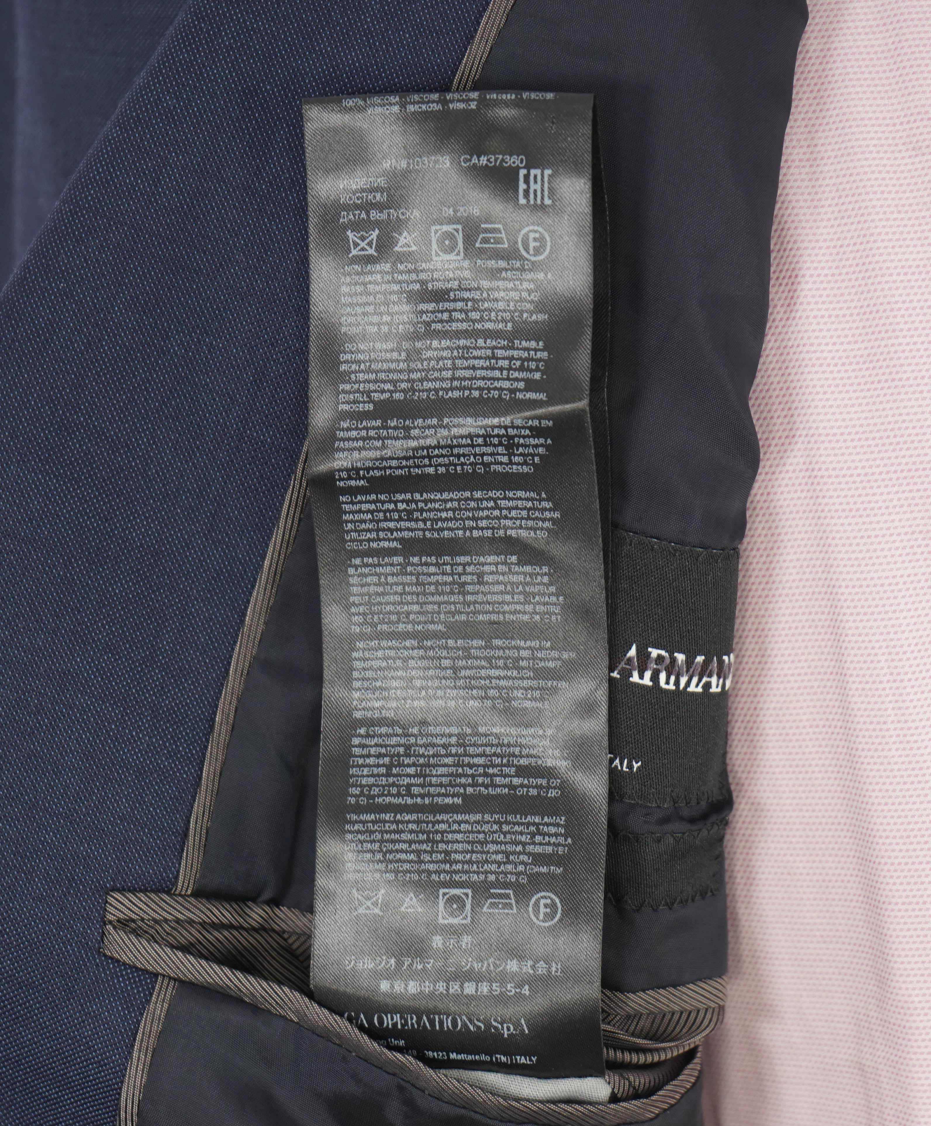 $3,795 GIORGIO ARMANI - "SOFT" Navy Blue Notch Lapel SUPER 150's Suit - 42S