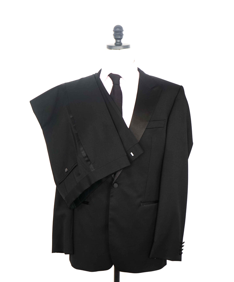 $1,495 HUGO BOSS - "REDA" PEAK LAPEL Super 100 Solid Black 1-Button Tuxedo Suit - 42L