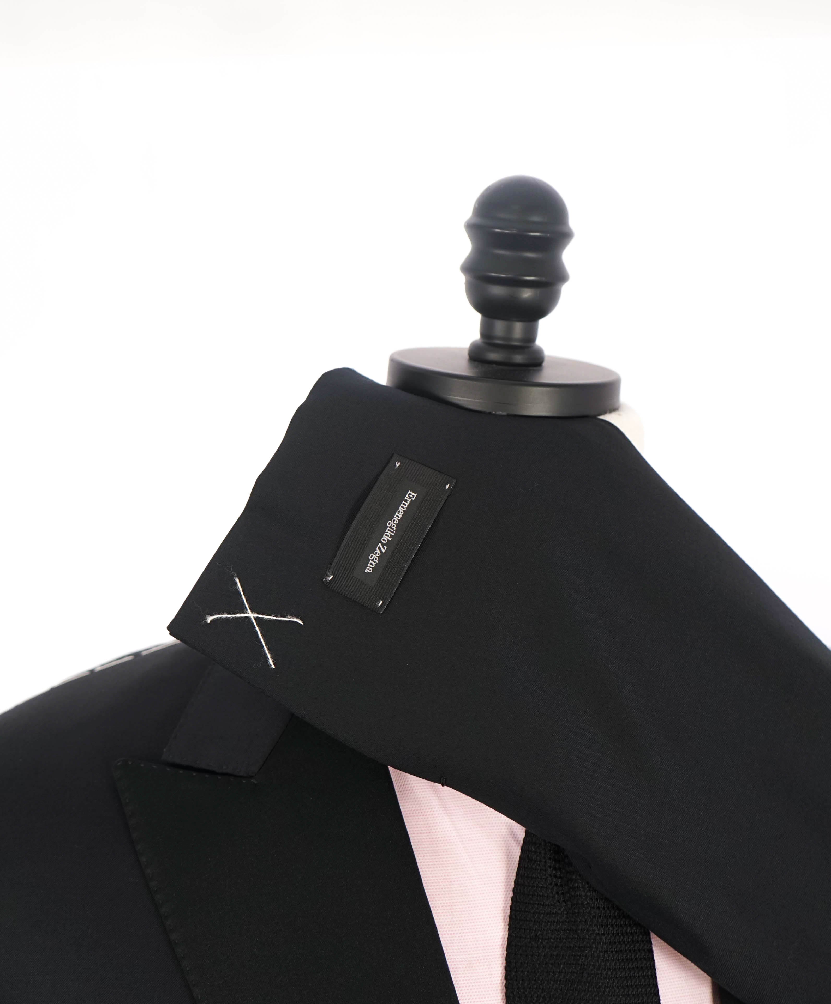 $3,995 ERMENEGILDO ZEGNA - PEAK LAPEL Black Wool Tuxedo- 46R