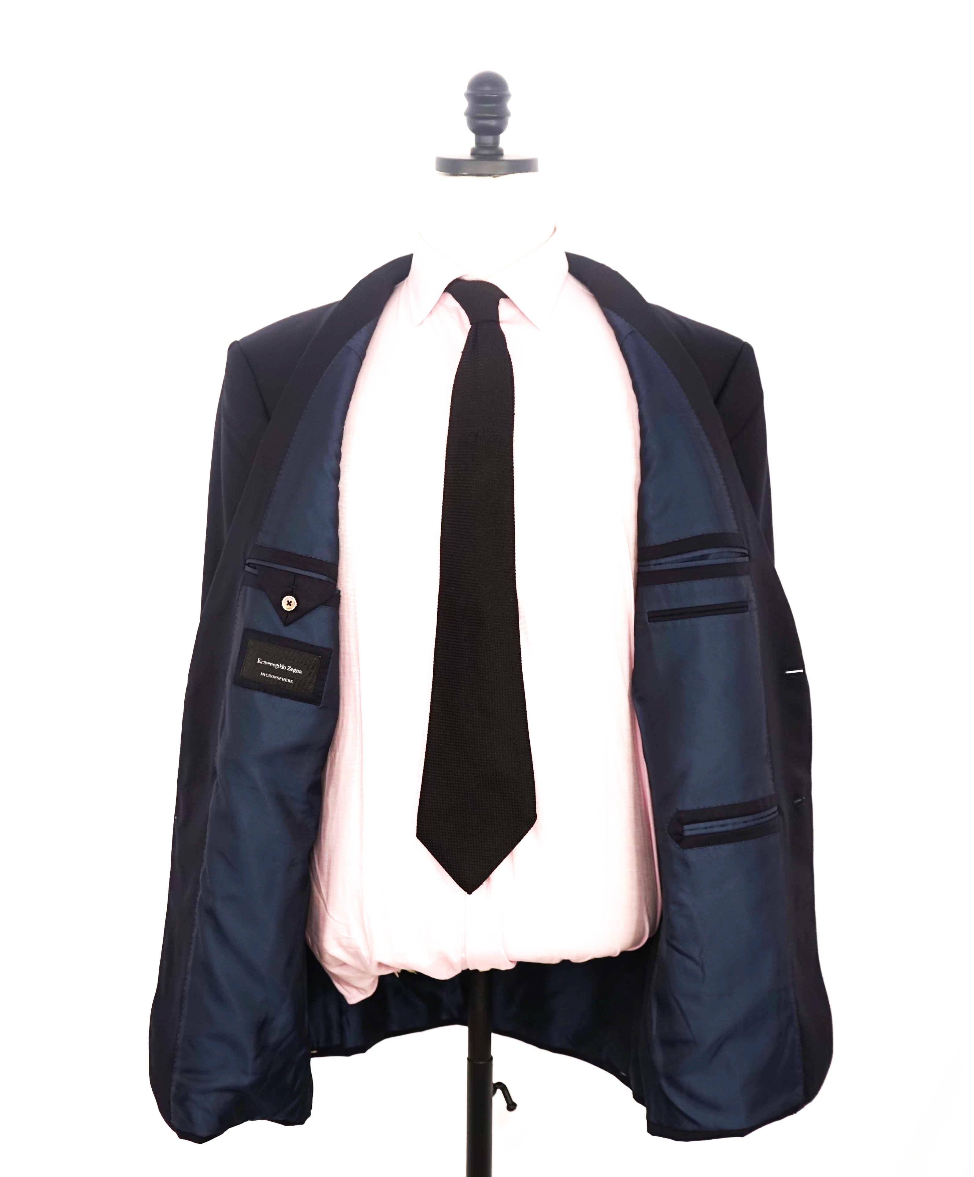 $3,250 ERMENEGILDO ZEGNA - "MICRONSPHERE" *Closet Staple* Navy Suit - 46R
