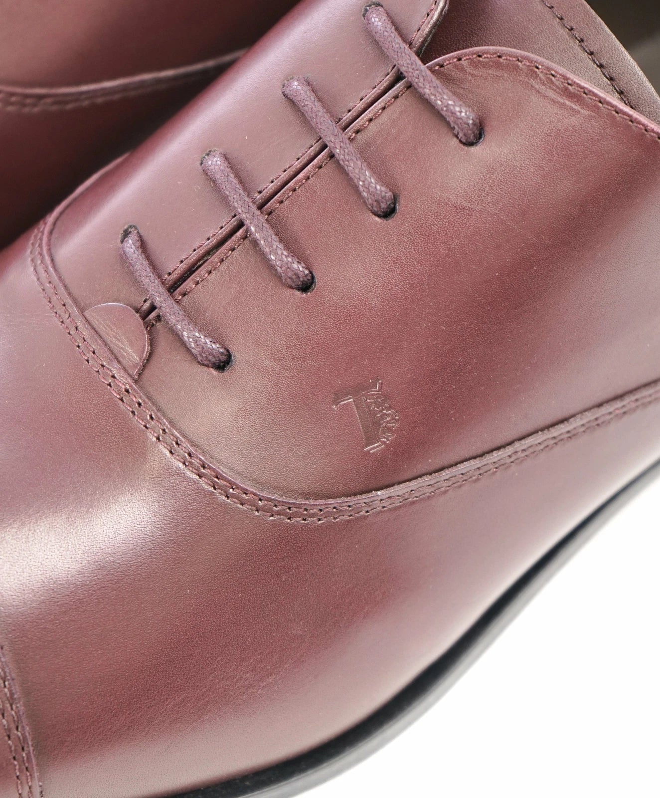 $575 TOD’S - Burgundy Oxblood Leather Oxfords “LOGO” Leather Sole- 11US (10 Tods)