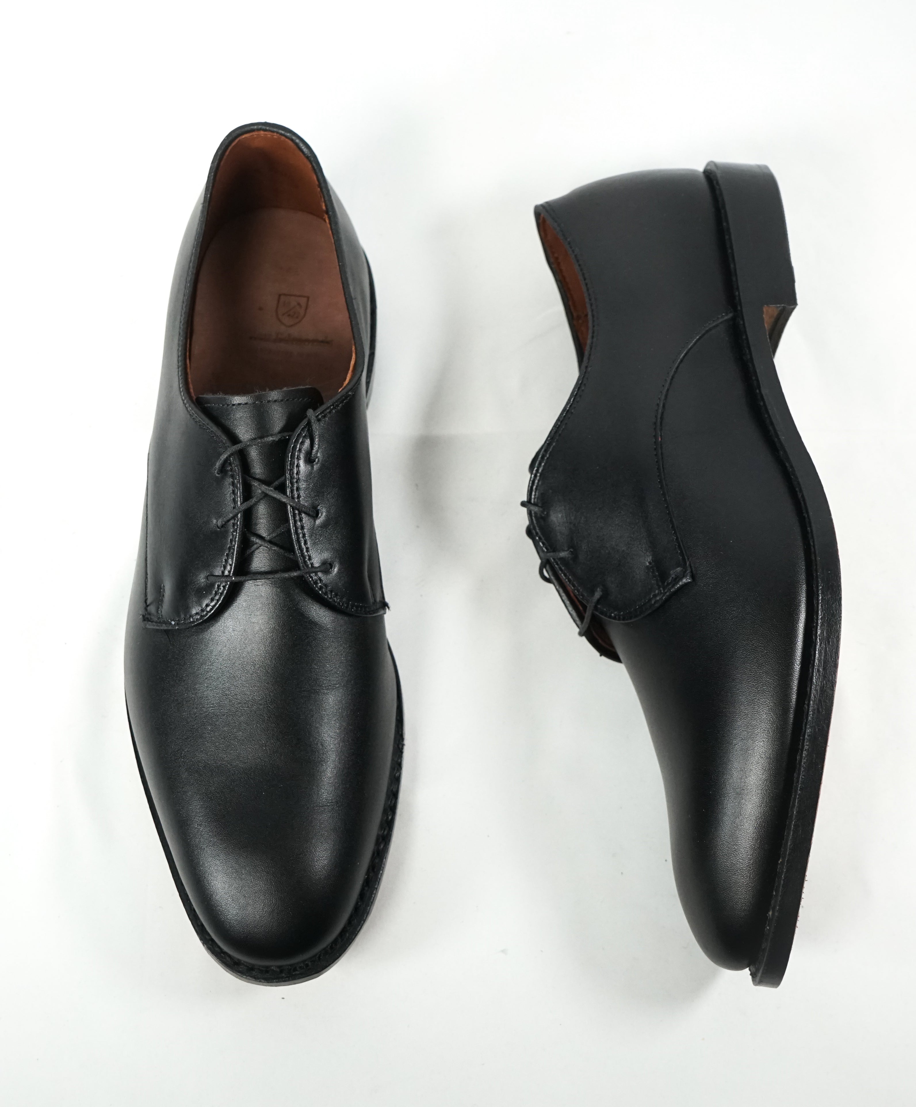 ALLEN EDMONDS - “Kenilworth” Black Plain Vamp Oxfords - 11 D