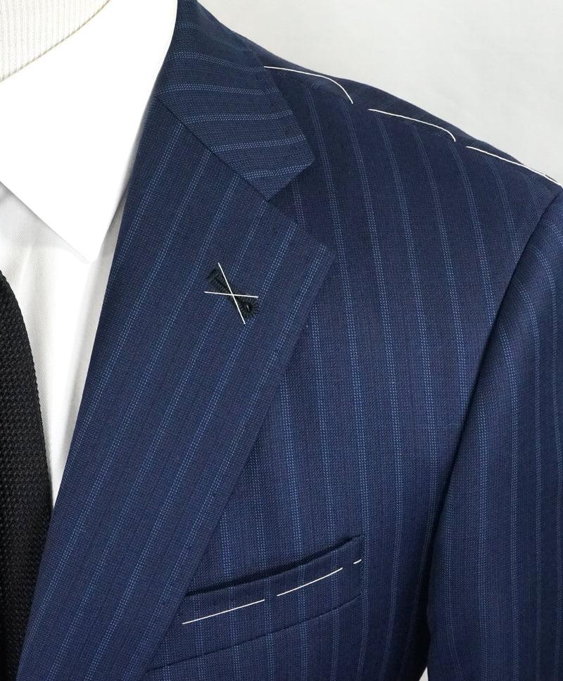ARMANI COLLEZIONI - “Su Misura” ITALY Wool Bold Stripe Slim Suit - 38R