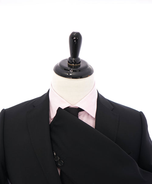 $1,895 ARMANI COLLEZIONI - "M Line" Slim Modern Black Notch Lapel Suit - 42R