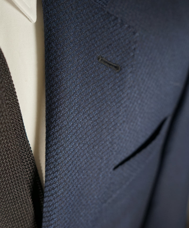 ARMANI COLLEZIONI - Blue Textured Wool Blazer Diamond Pattern - 48R