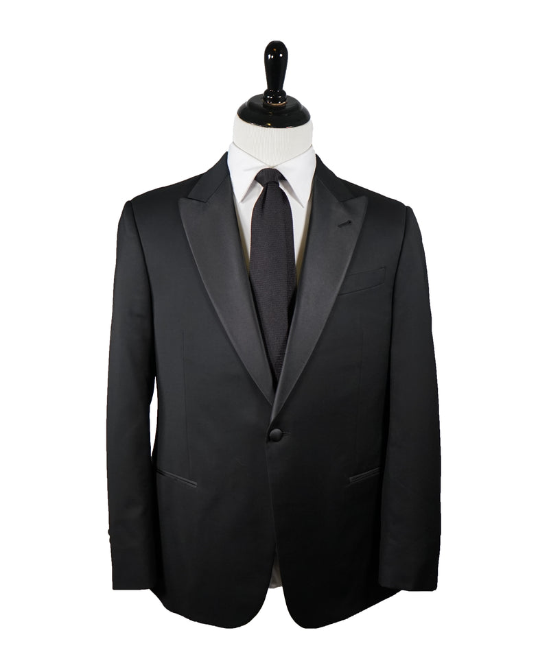 ARMANI COLLEZIONI - “G Line Natural Stretch"Black Peak Lapel Tuxedo Suit - 42S