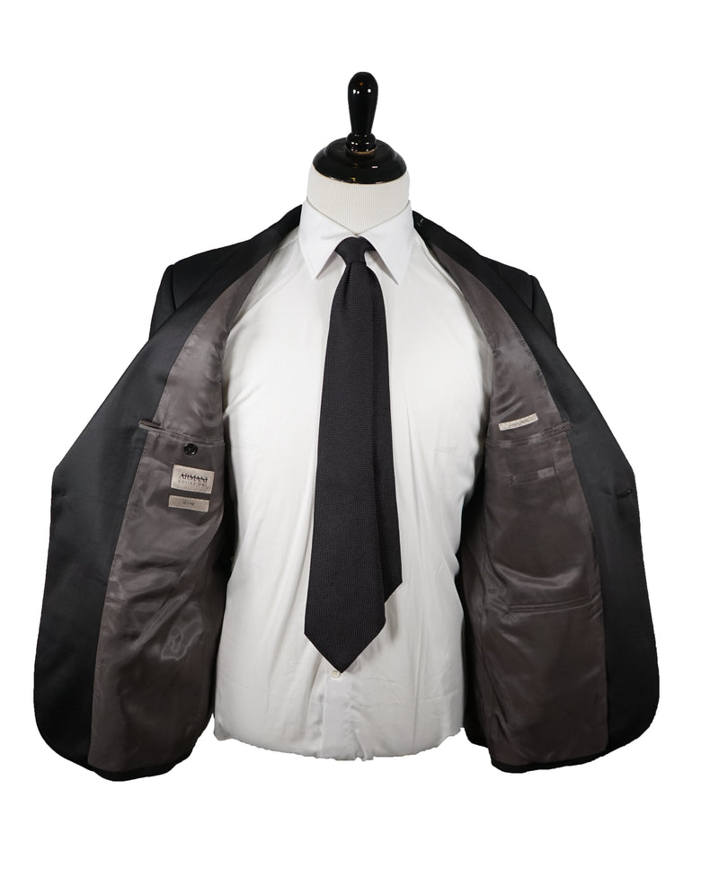ARMANI COLLEZIONI - “G Line Natural Stretch"Black Peak Lapel Tuxedo Suit - 42S