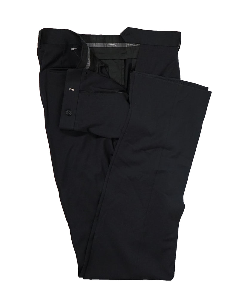 ARMANI COLLEZIONI - “G Line” Natural Stretch Solid Navy Suit - 44R