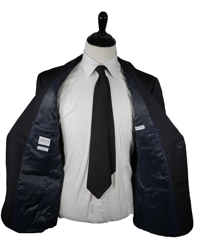 ARMANI COLLEZIONI - “G Line” Natural Stretch Solid Navy Suit - 44R