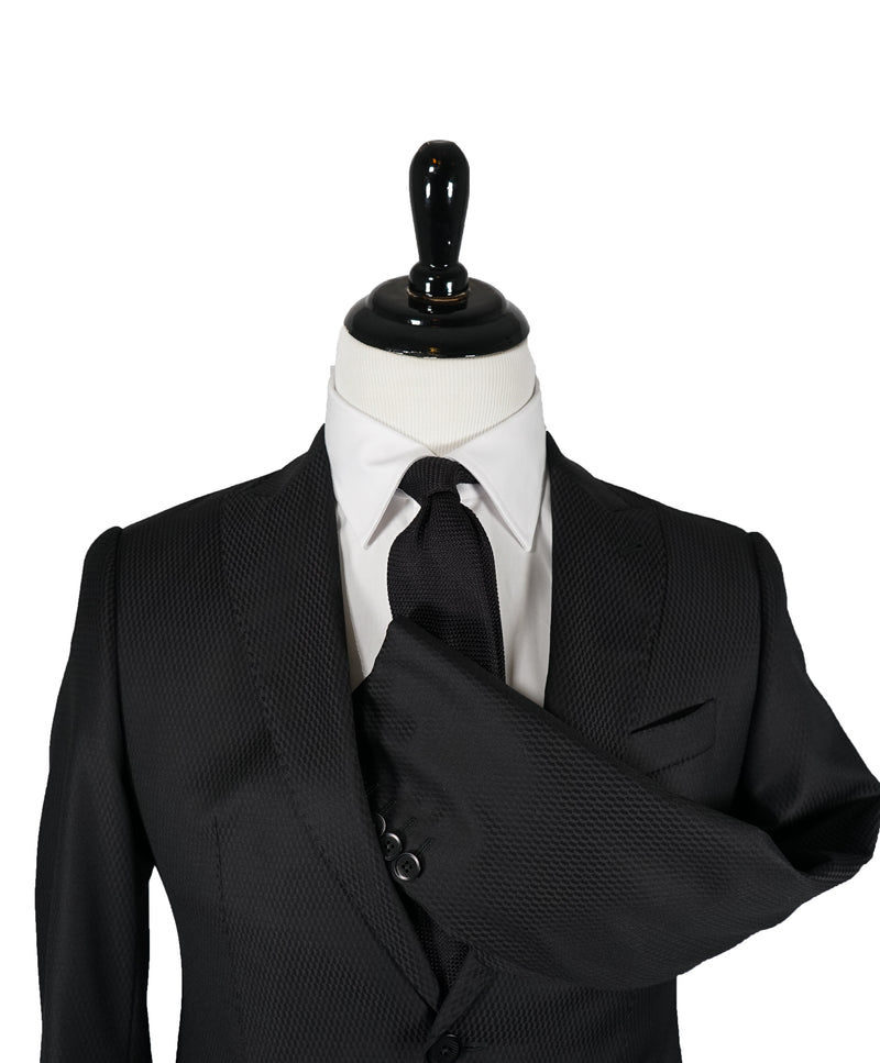 ARMANI COLLEZIONI - “M Line” Slim Black Textured Geometric Fabric Suit - 40R