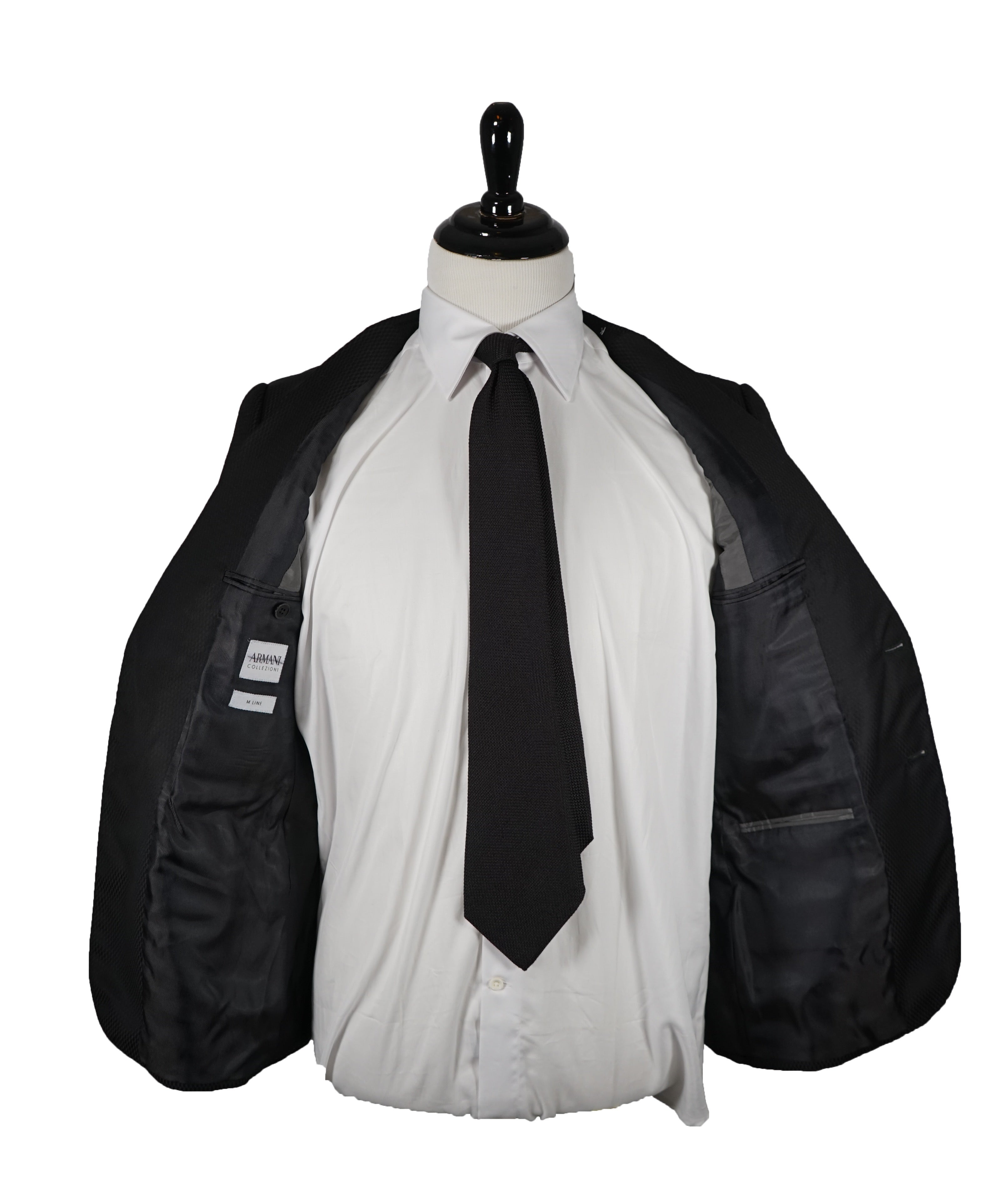 ARMANI COLLEZIONI - “M Line” Slim Black Textured Geometric Fabric Suit - 40R