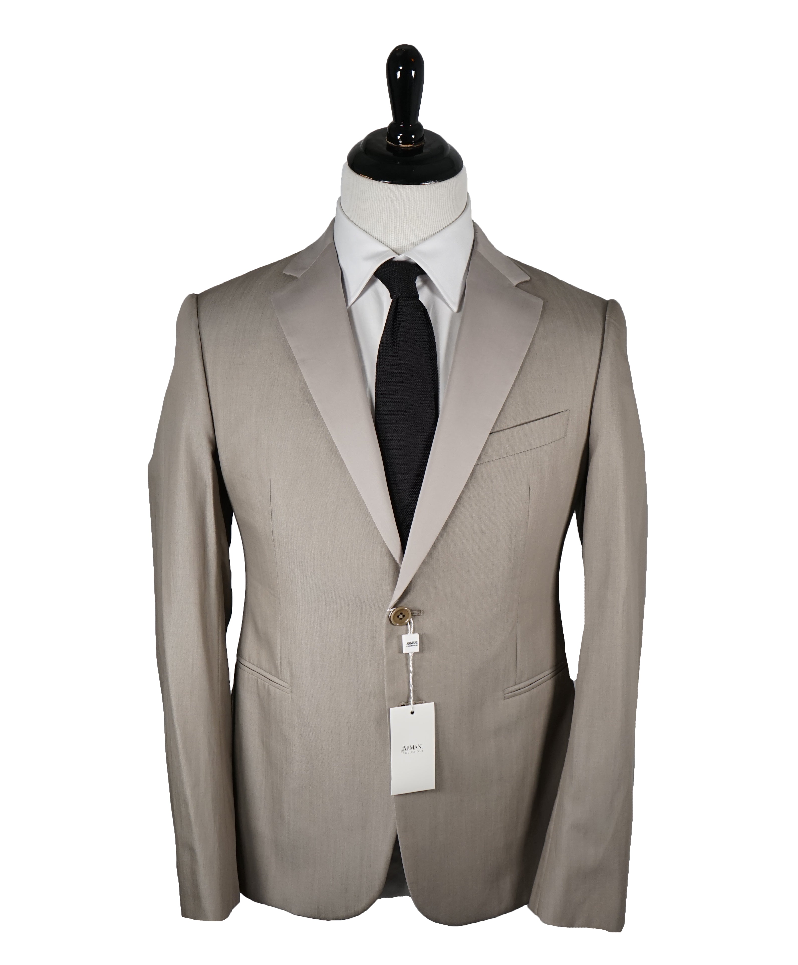 ARMANI COLLEZIONI - “M Line” Slim Beige Stone Summer Suit Tonal Satin Lapel - 40R