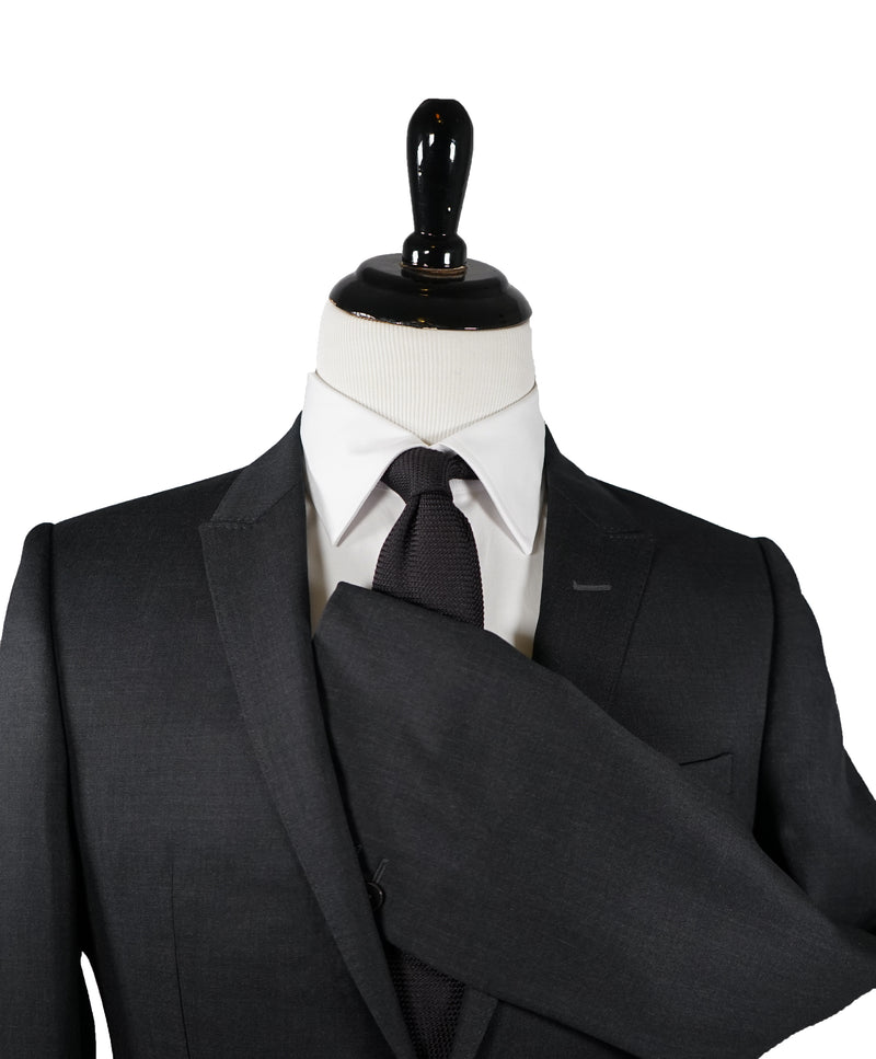 ARMANI COLLEZIONI - Peak Lapel 1-Button Slim Charcoal Suit - 42R