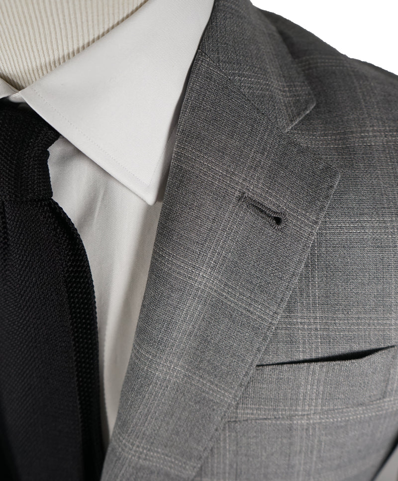 ARMANI COLLEZIONI - Textured Gray Plaid Check “G Line” Wool Suit - 38R