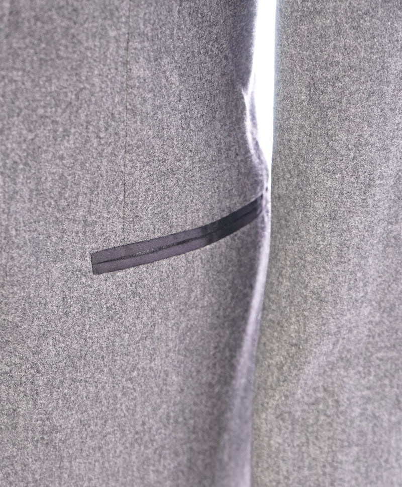 BRUNELLO CUCINELLI - Gray & Black CASHMERE/Wool/Silk Flannel Dinner Jacket- 40R