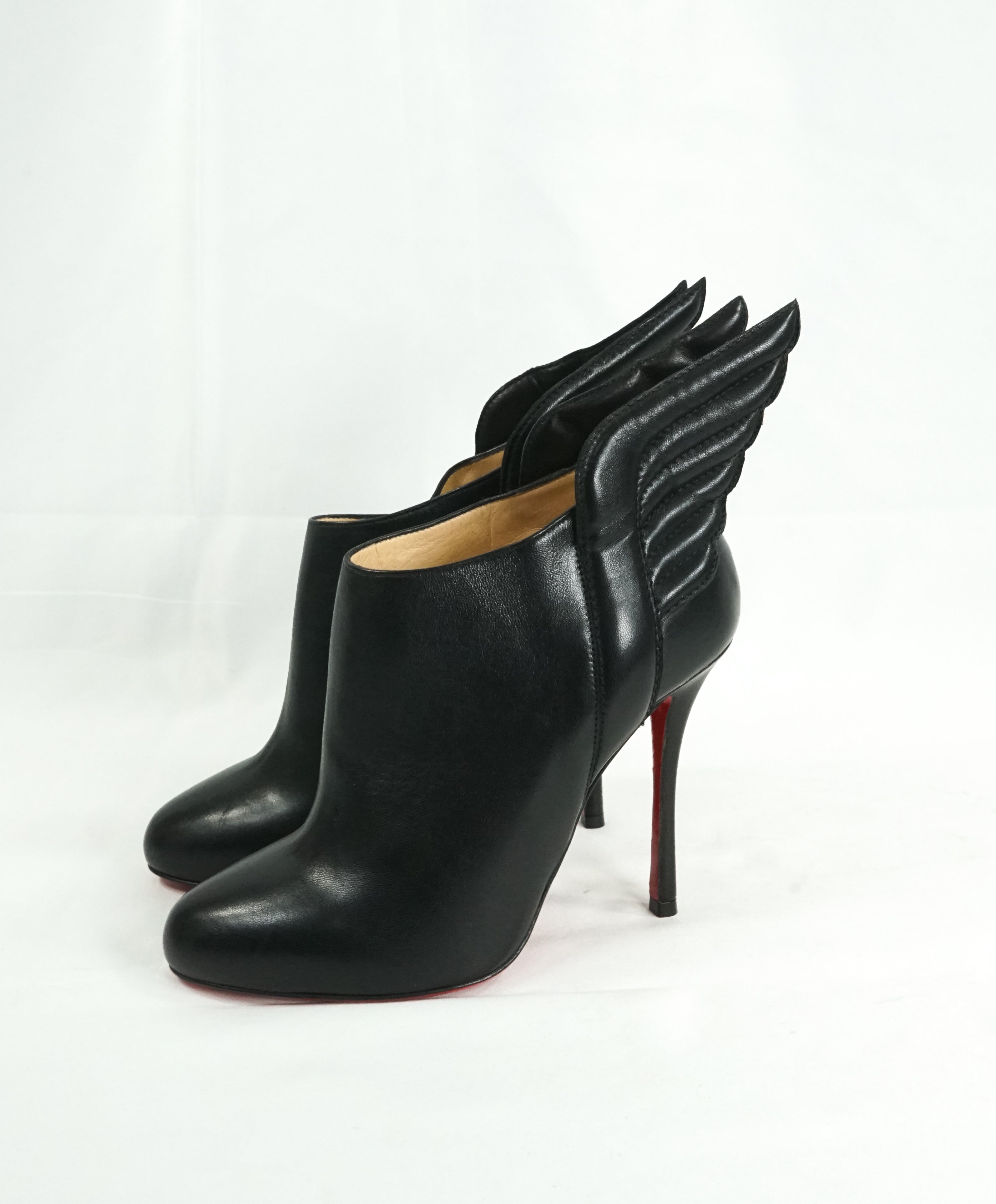 CHRISTIAN LOUBOUTIN - "MERCURA 100mm" Black Leather Wing Bootie pump - 36