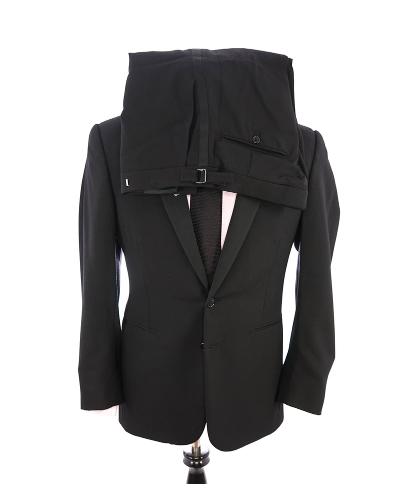 RALPH LAUREN BLACK LABEL - Notch Lapel Black Tuxedo Suit With Side Tabs - 40R