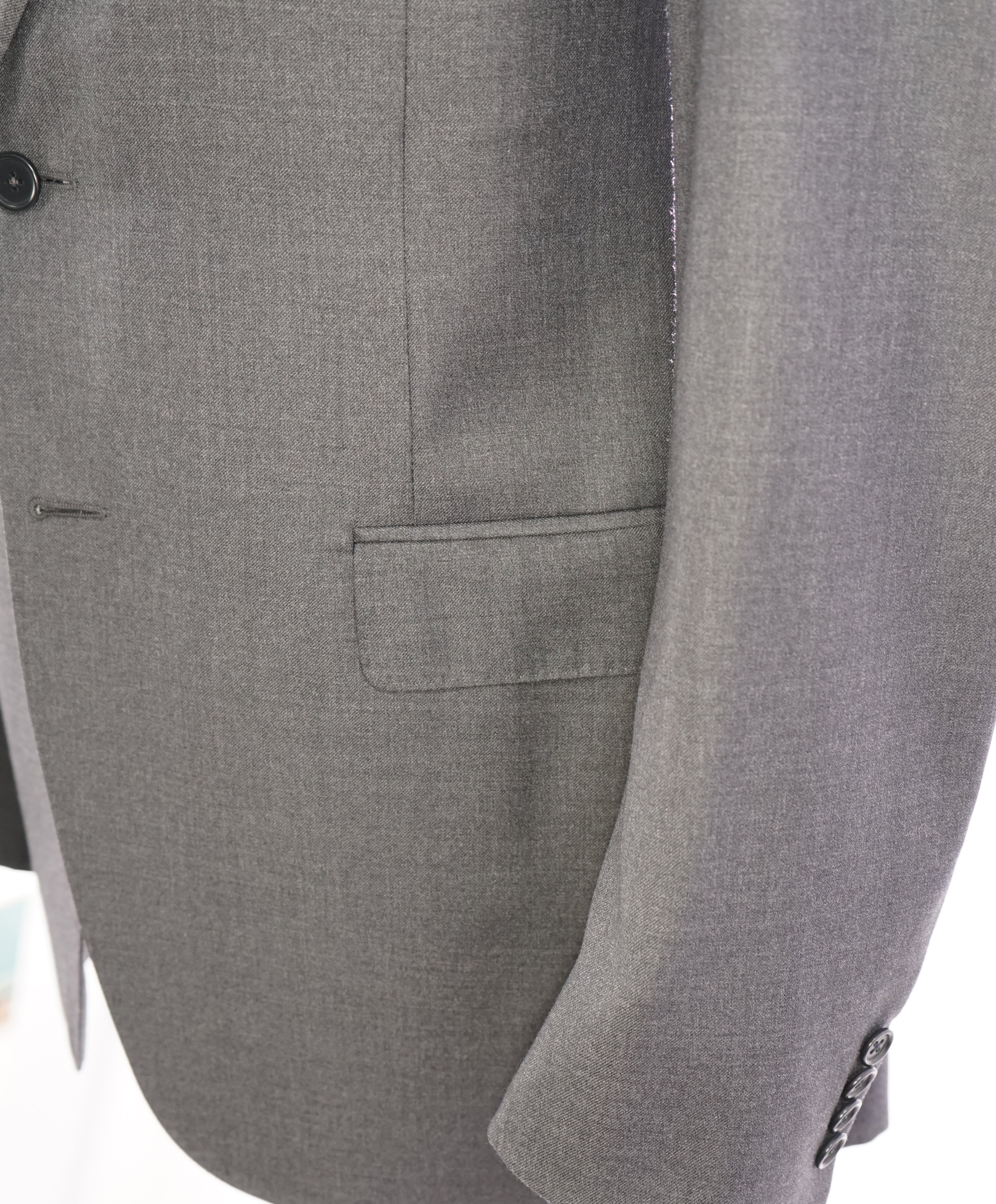 CANALI -  Gray Charcoal *CLOSET STAPLE* Notch Lapel Iconic Suit -  40R