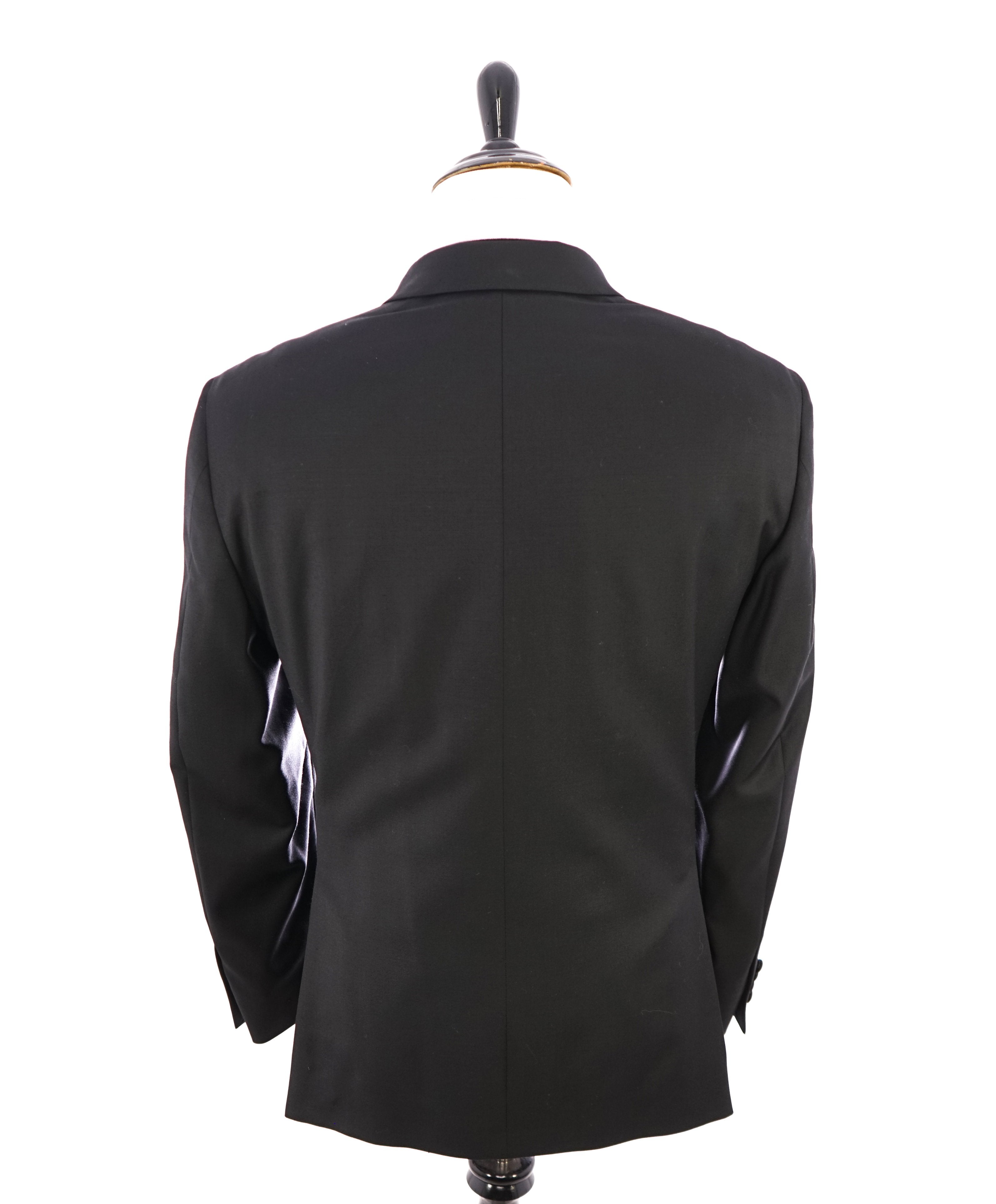 SAMUELSOHN - 1-Button Flat Front Notch Lapel Tuxedo Super 120's Suit - 38R