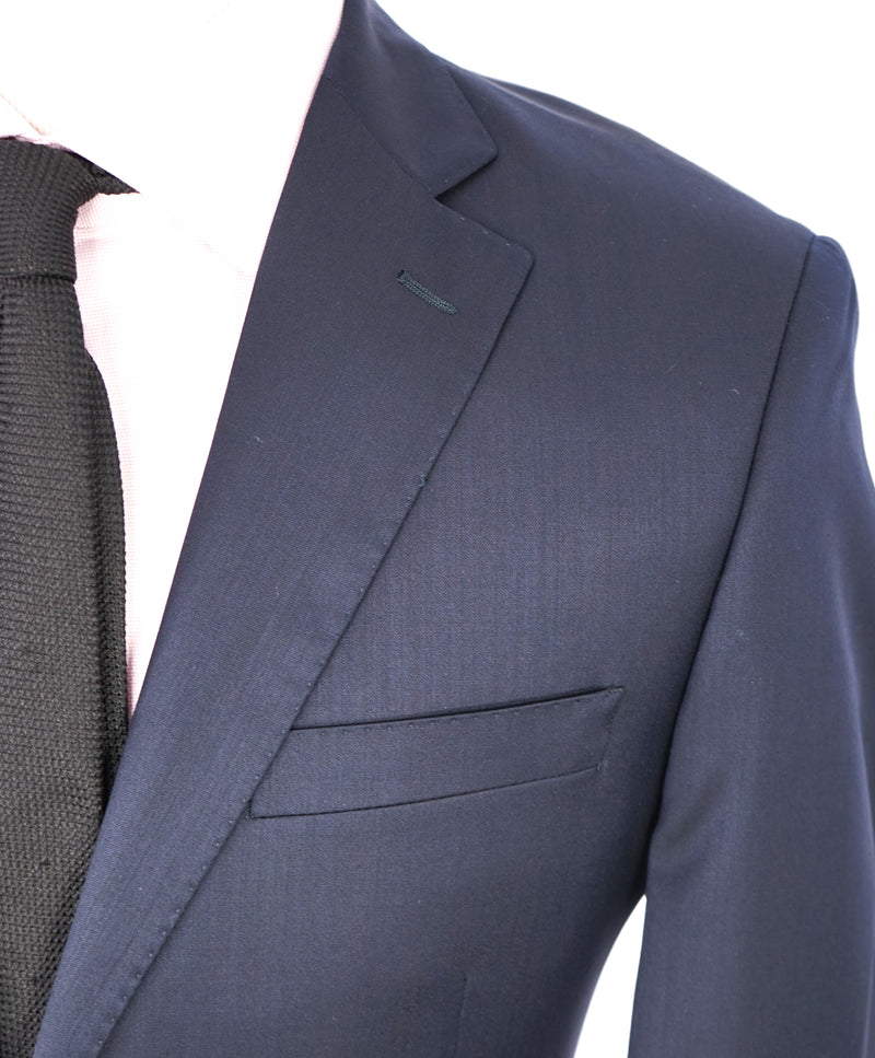 ERMENEGILDO ZEGNA - By SAKS FIFTH AVENUE "Classic" SILK BLEND Navy Suit - 40R