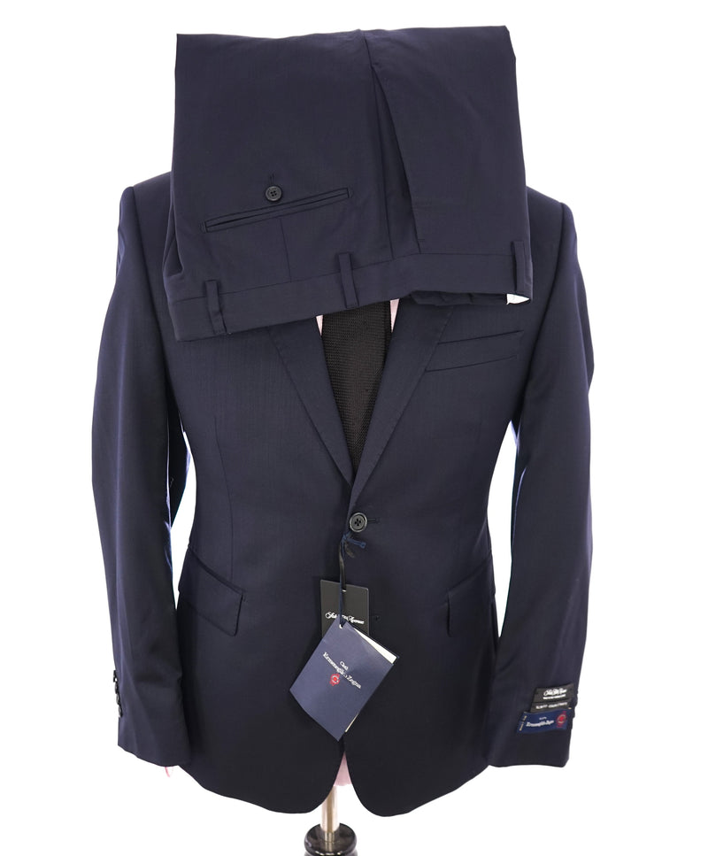 ERMENEGILDO ZEGNA - SAKS FIFTH AVENUE "Modern Fit" SILK BLEND Navy Suit - 42R