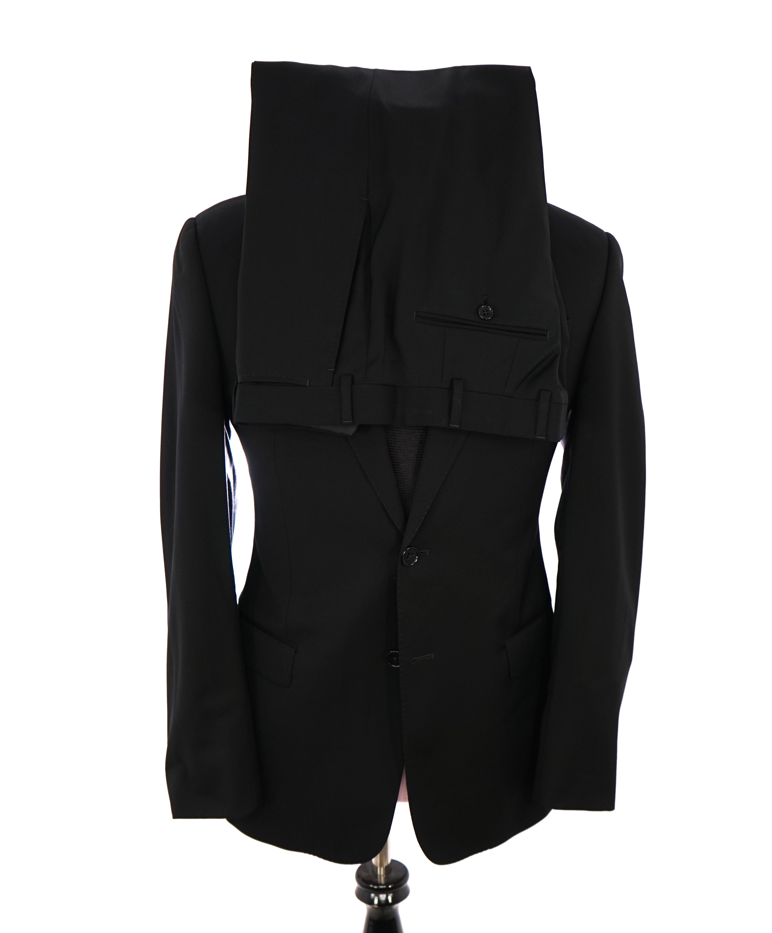 ARMANI COLLEZIONI -  "G Line" Slim Modern Black Notch Lapel Suit - 40R