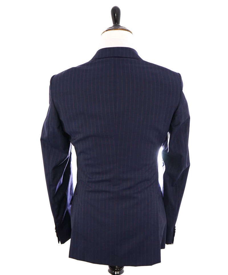 $1,895 ARMANI COLLEZIONI - “S Line” SLIM Red & Blue Rope Stripe PREMIUM Suit - 40L