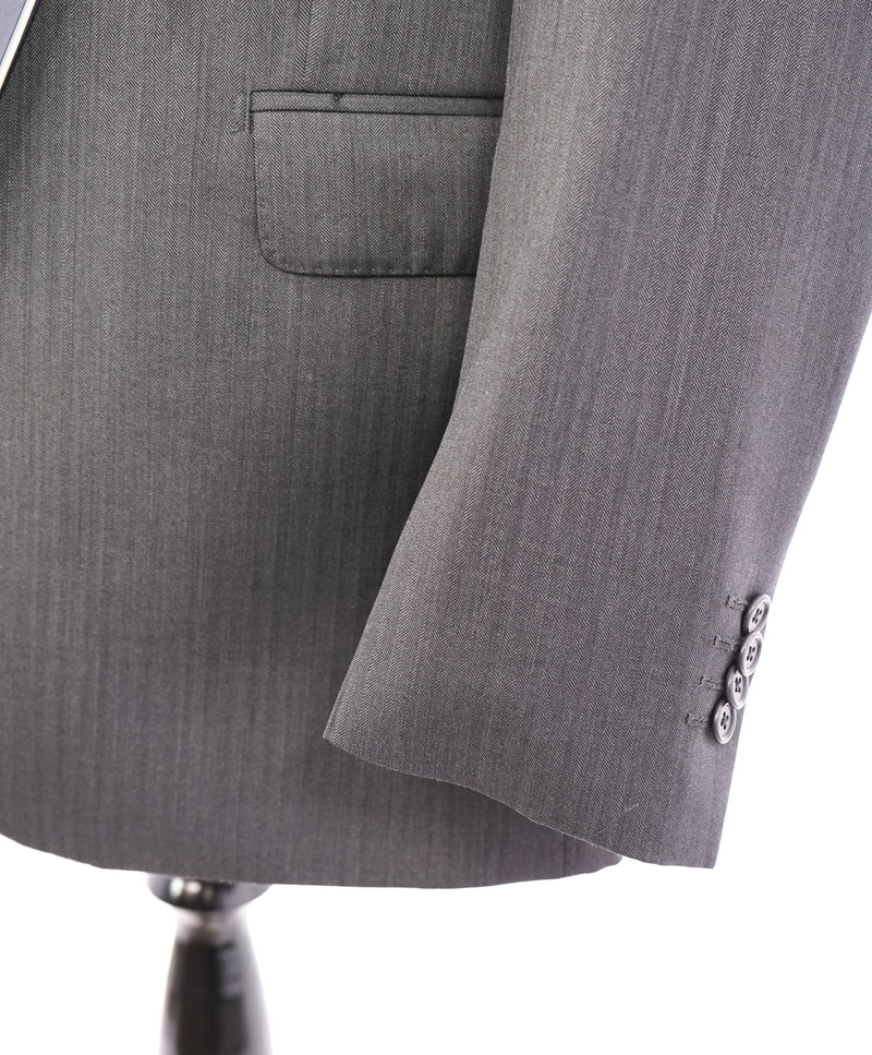 ERMENEGILDO ZEGNA - By SAKS FIFTH AVENUE "SLIM" Herringbone Gray Suit - 40R