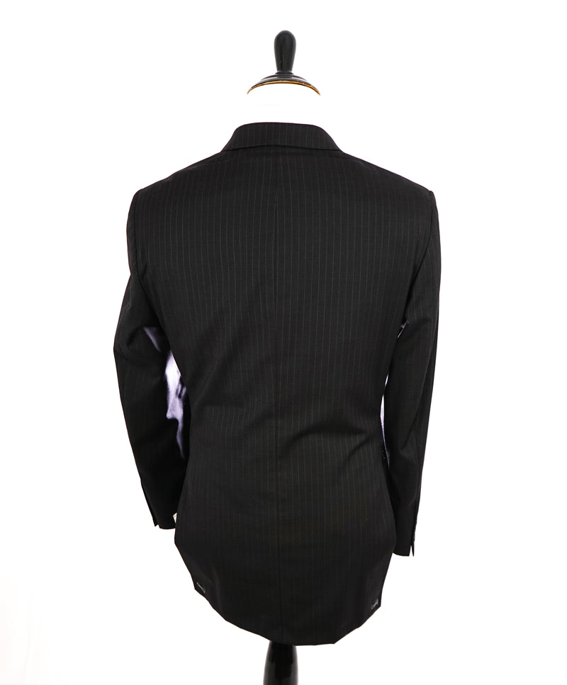 HICKEY FREEMAN - Charcoal & Cream Stripe "Milburn ii" Notch Lapel Suit - 42L